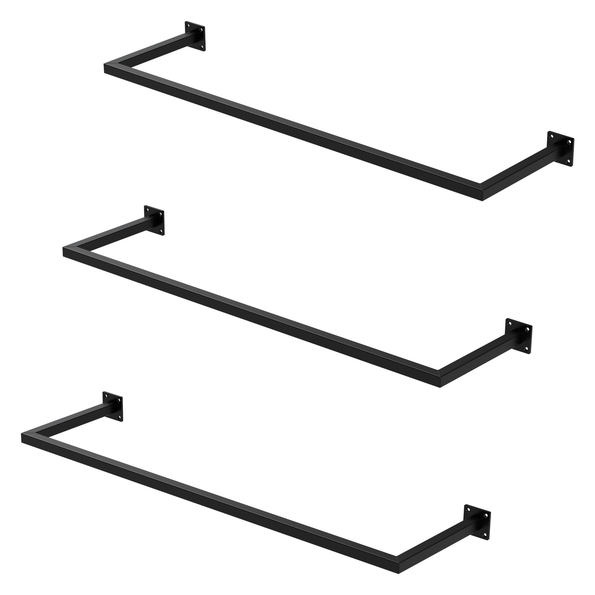 Drei schwarze Kleiderstangen übereinander, an einer Wand montiert.