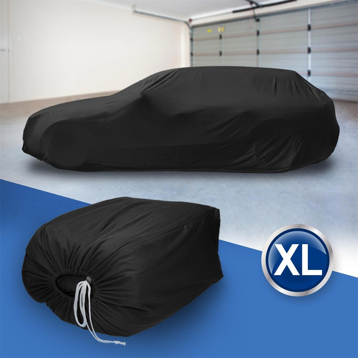 Funda negra para coche sobre un vehículo en un garaje, con una funda plegada al lado.
