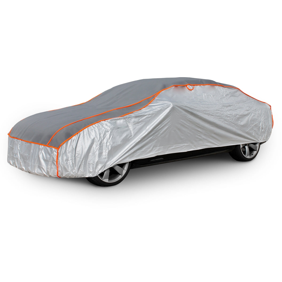 Autoabdeckung in silber mit orangefarbener Kante über einem Auto.