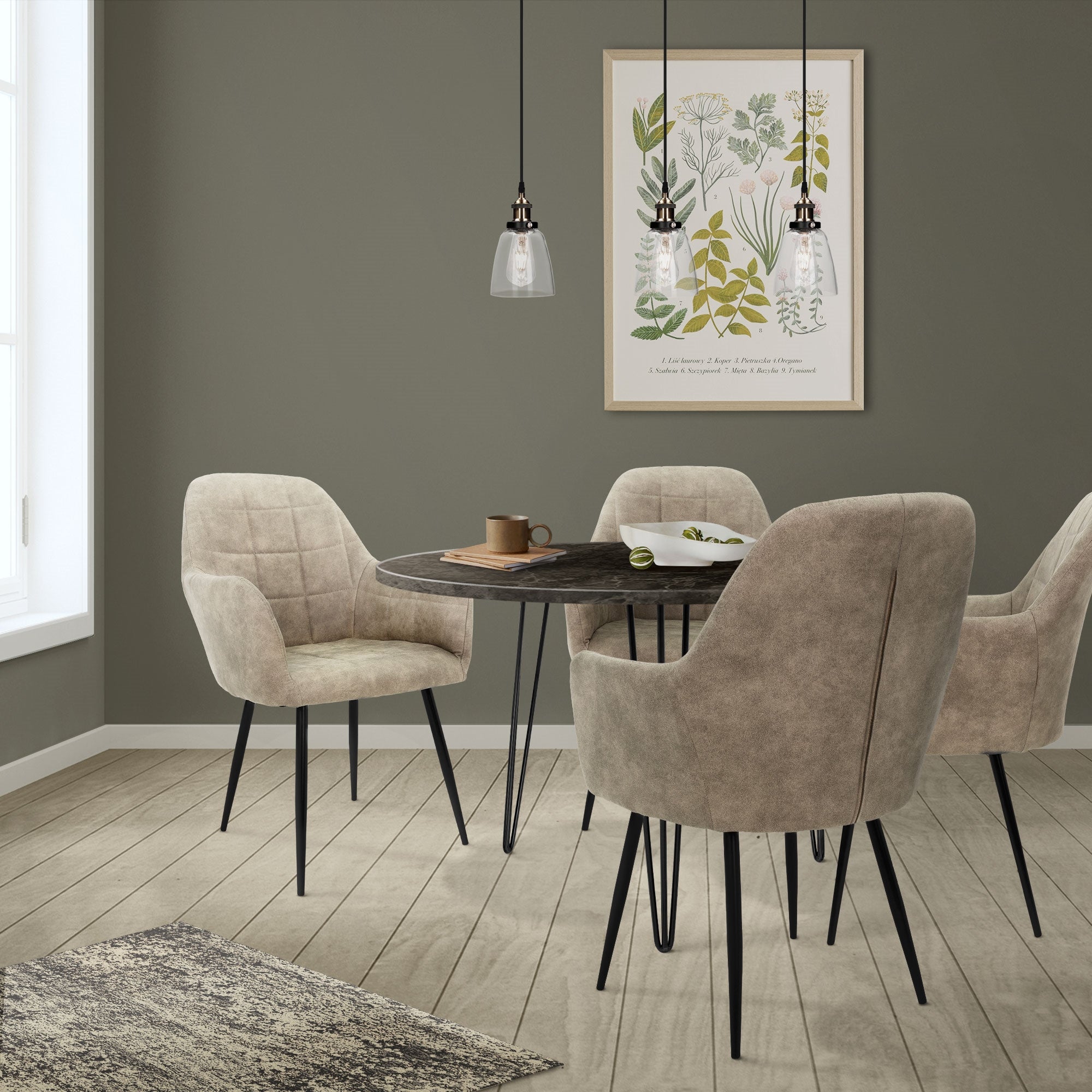 Esszimmer mit runden Tisch und vier beigen Stühlen, Pflanzenbild an der Wand.