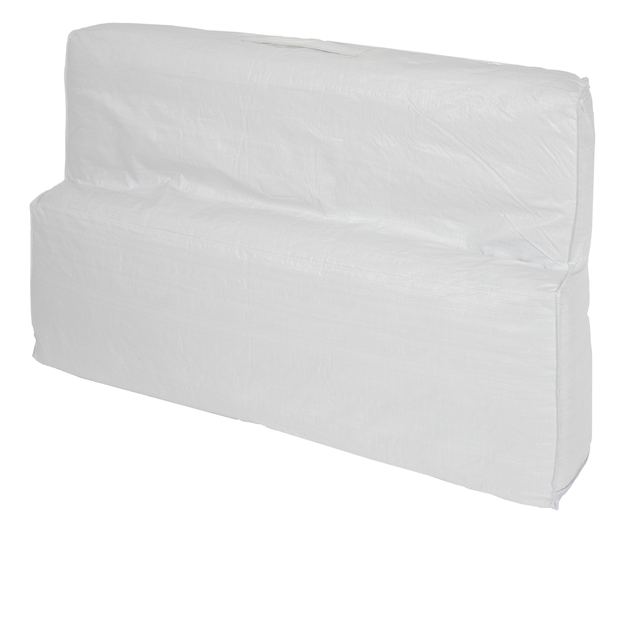 Funda plástica grande y blanca para un mueble.