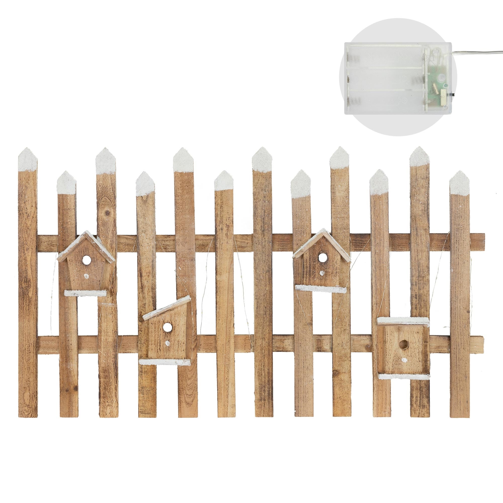 Valla de tablones de madera marrón con pequeñas casas para pájaros.