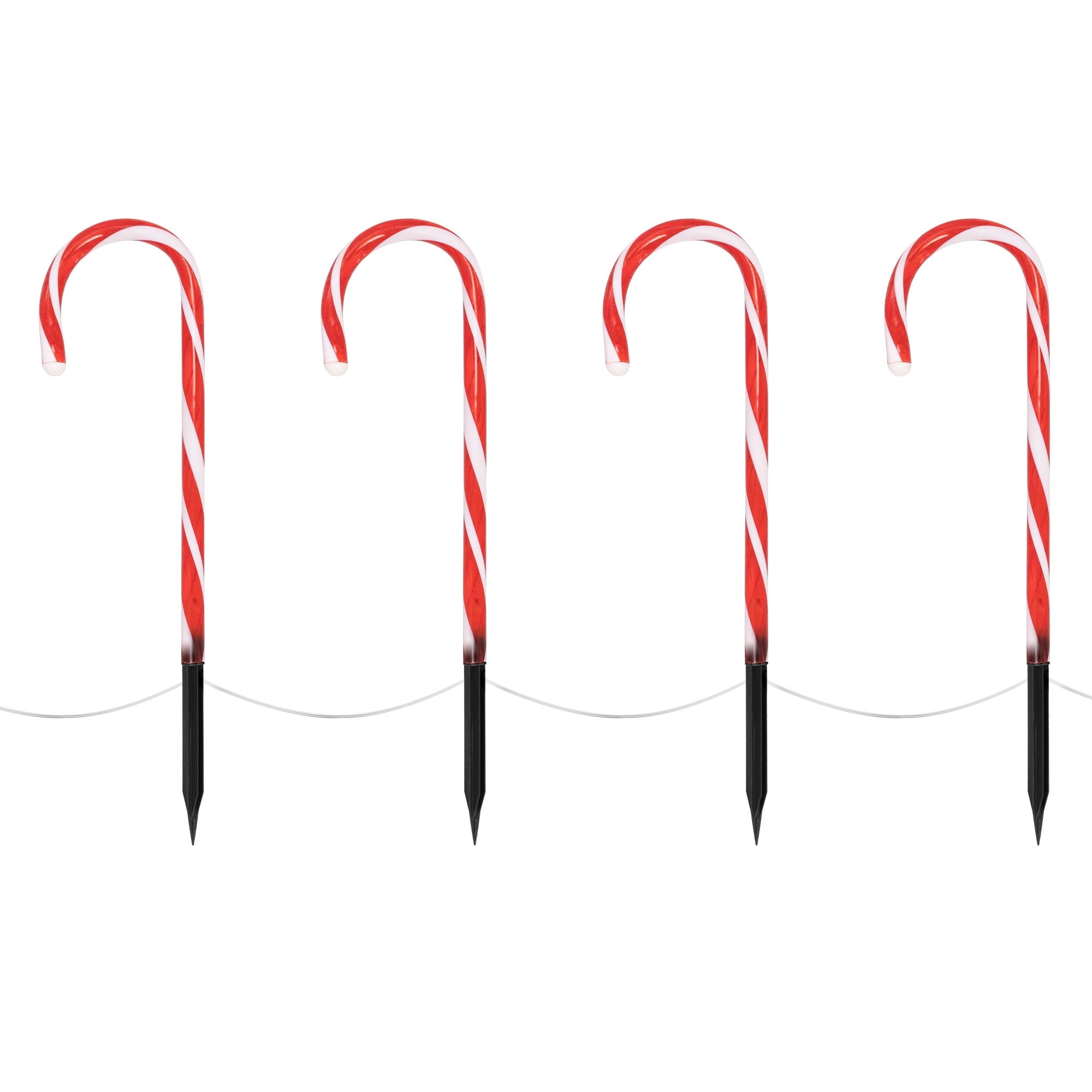 Vier rot-weiße Zuckerstangen mit schwarzen Spitzen auf einem weißen Hintergrund.