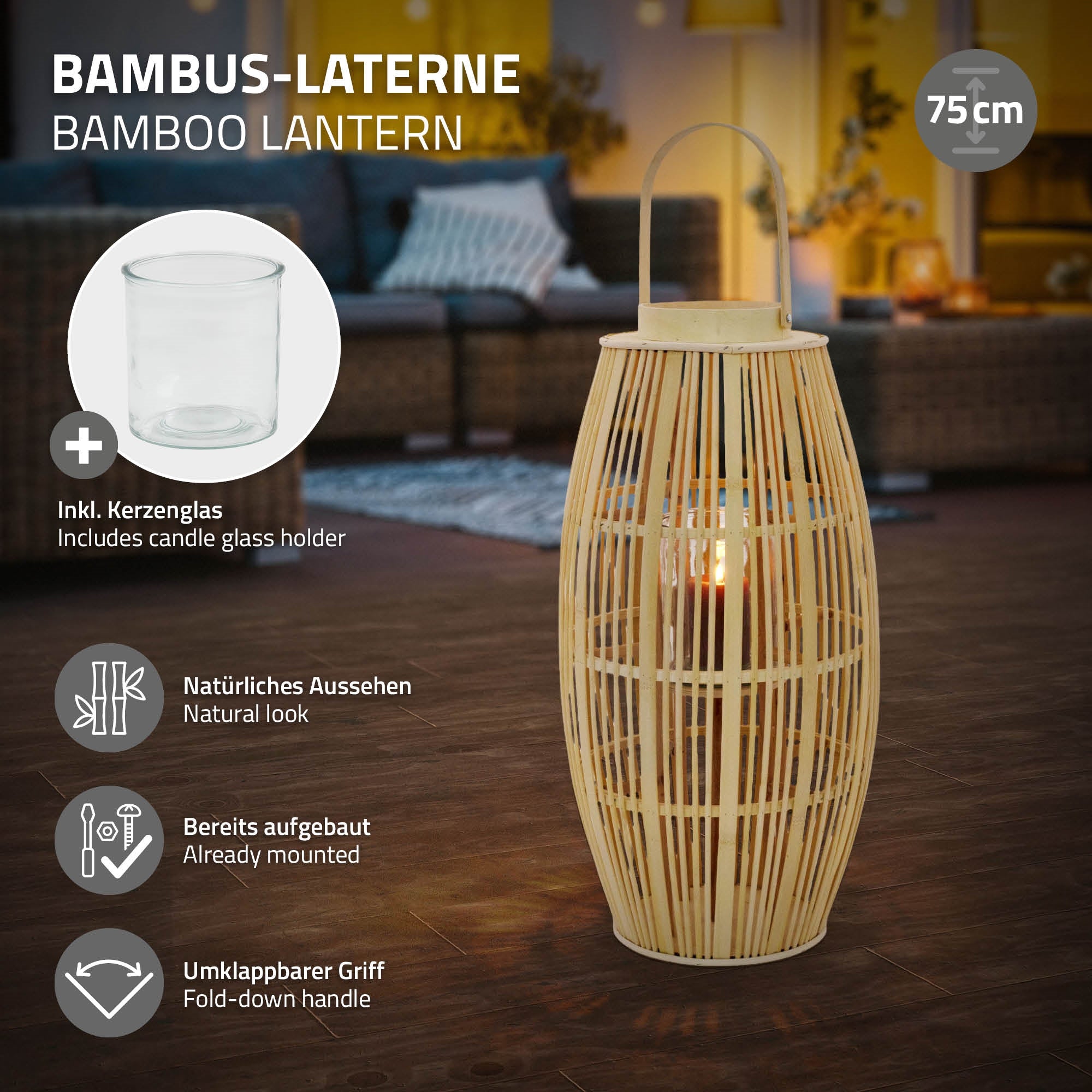 Bambusová lampa se sklem a držákem na svíčku, 75 cm vysoká, na neutrálním pozadí.