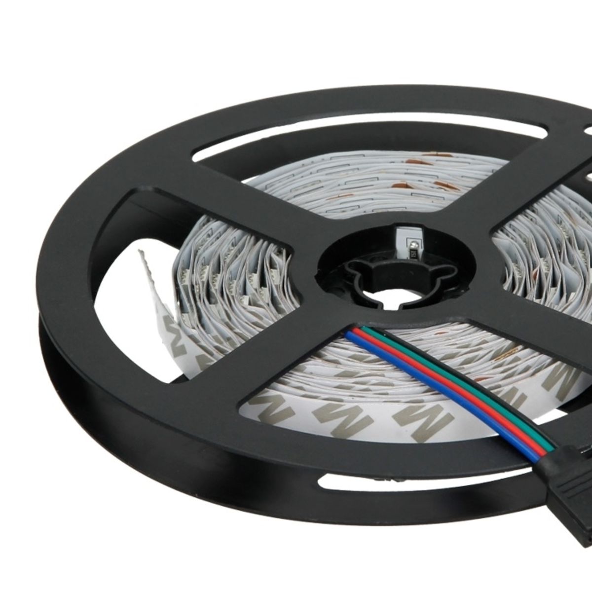 Eine Rolle mit LED-Stripe auf einer schwarzen Spule.