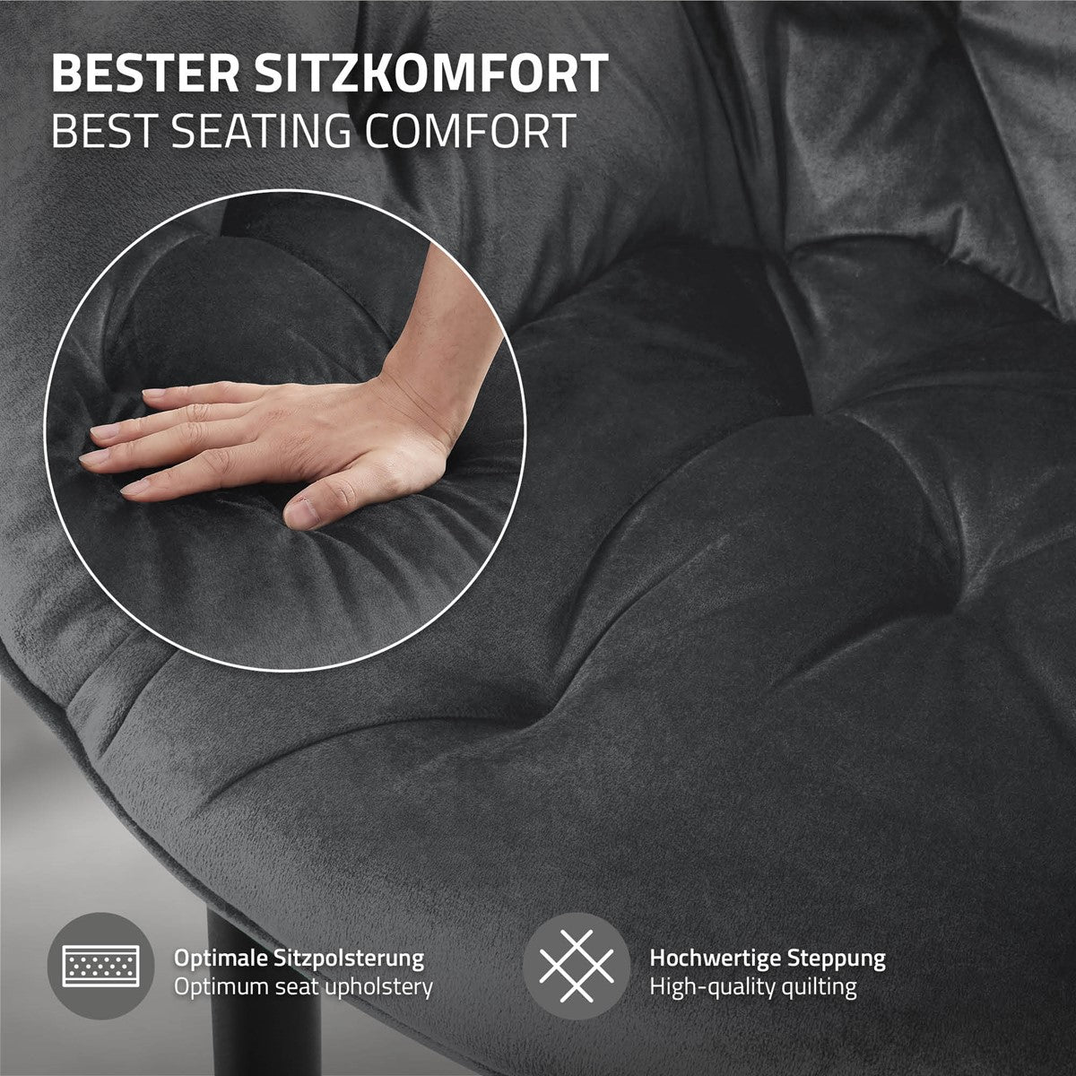 Nahaufnahme eines Stuhls mit einer Hand, die den Sitzkomfort testet.