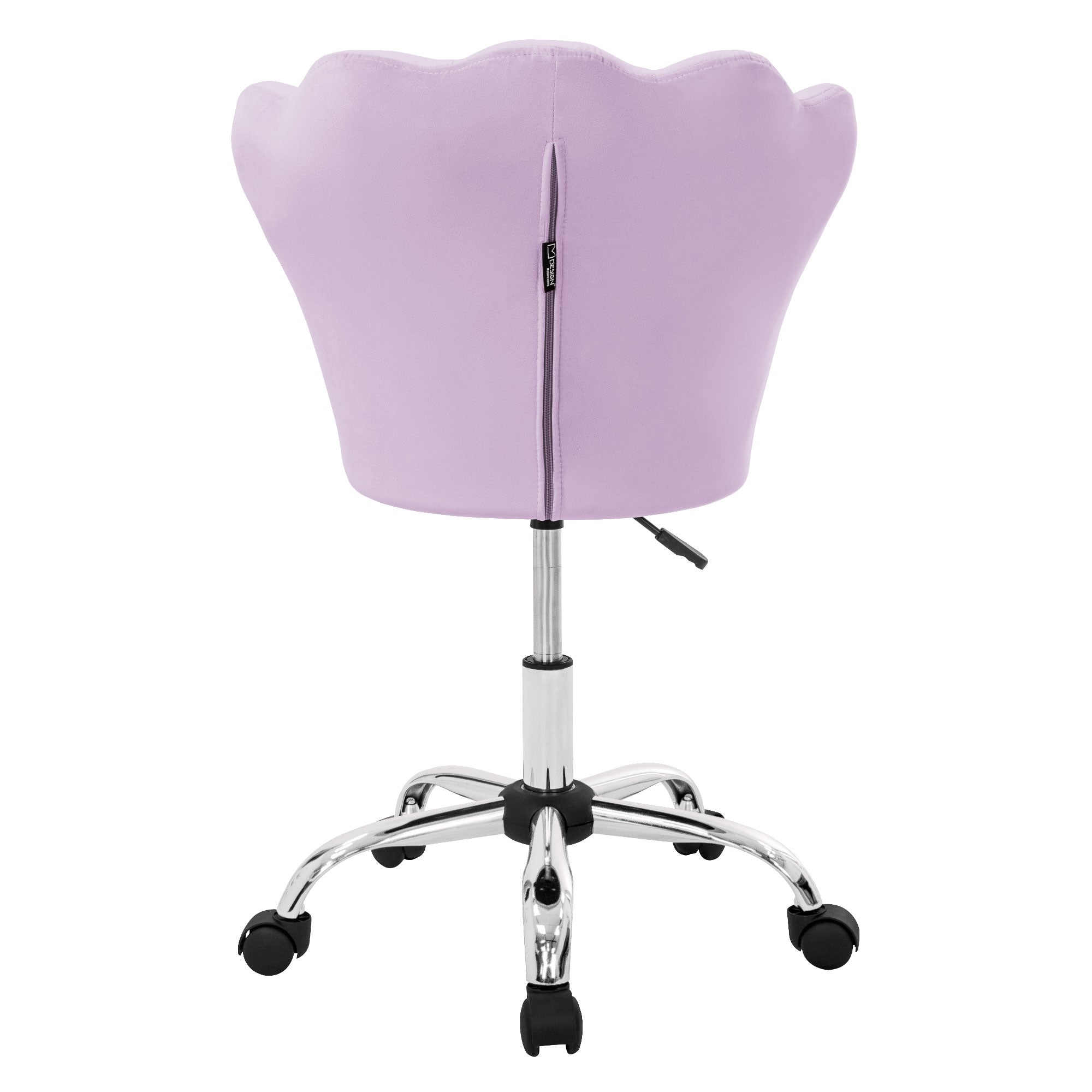 Una sedia da ufficio viola con uno schienale a forma di fiore e una base cromata.