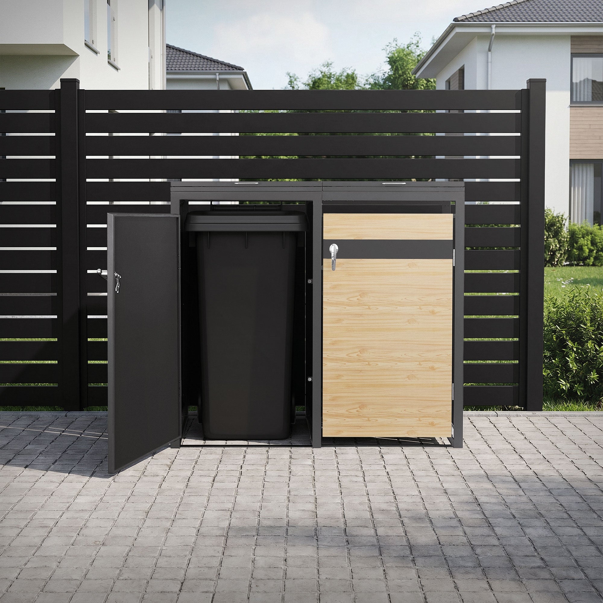 Ein Mülltonnenhaus mit einer offenen Tür und einer schwarzen Mülltonne