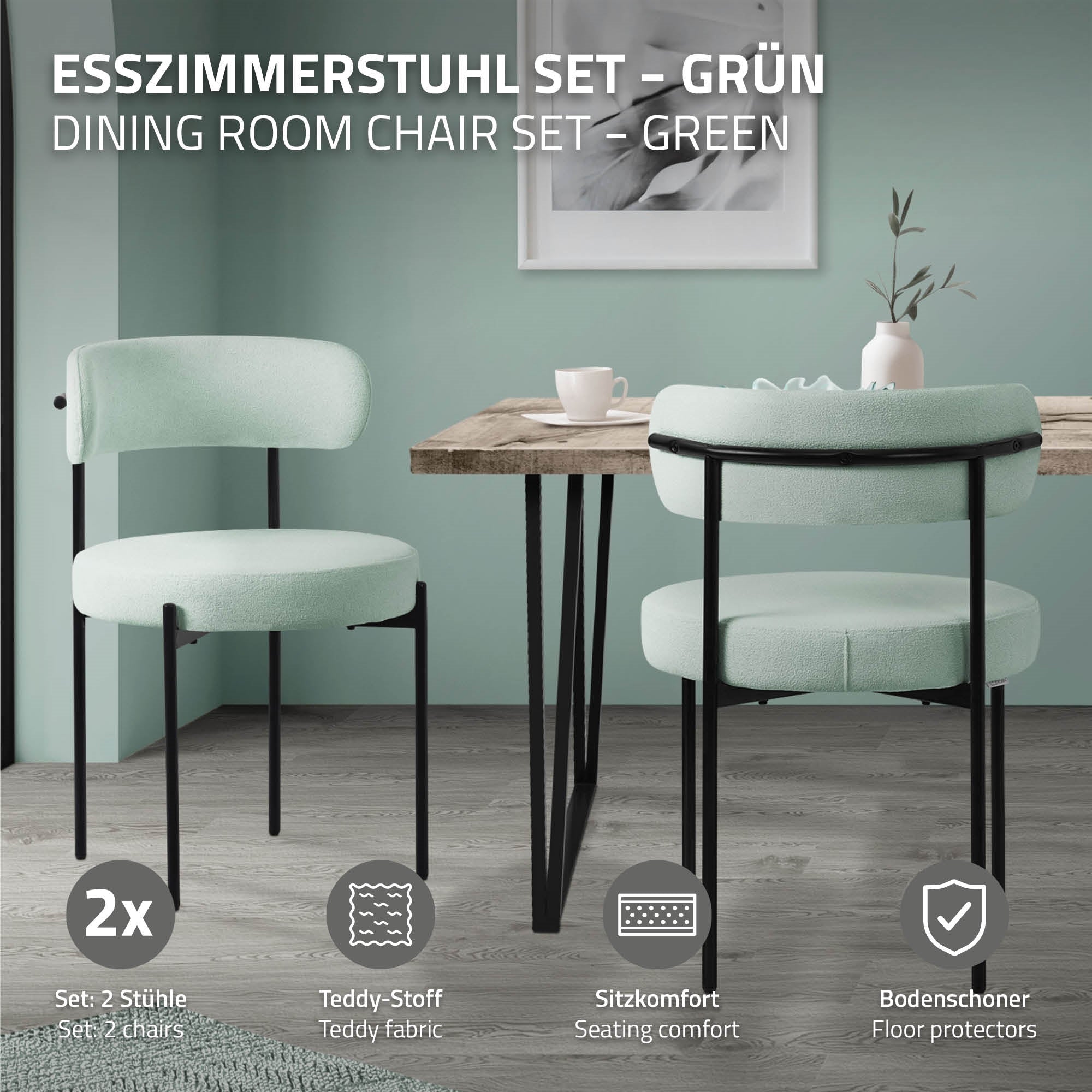 Zwei grüne Stühle an einem Tisch in einem modernen Esszimmer.