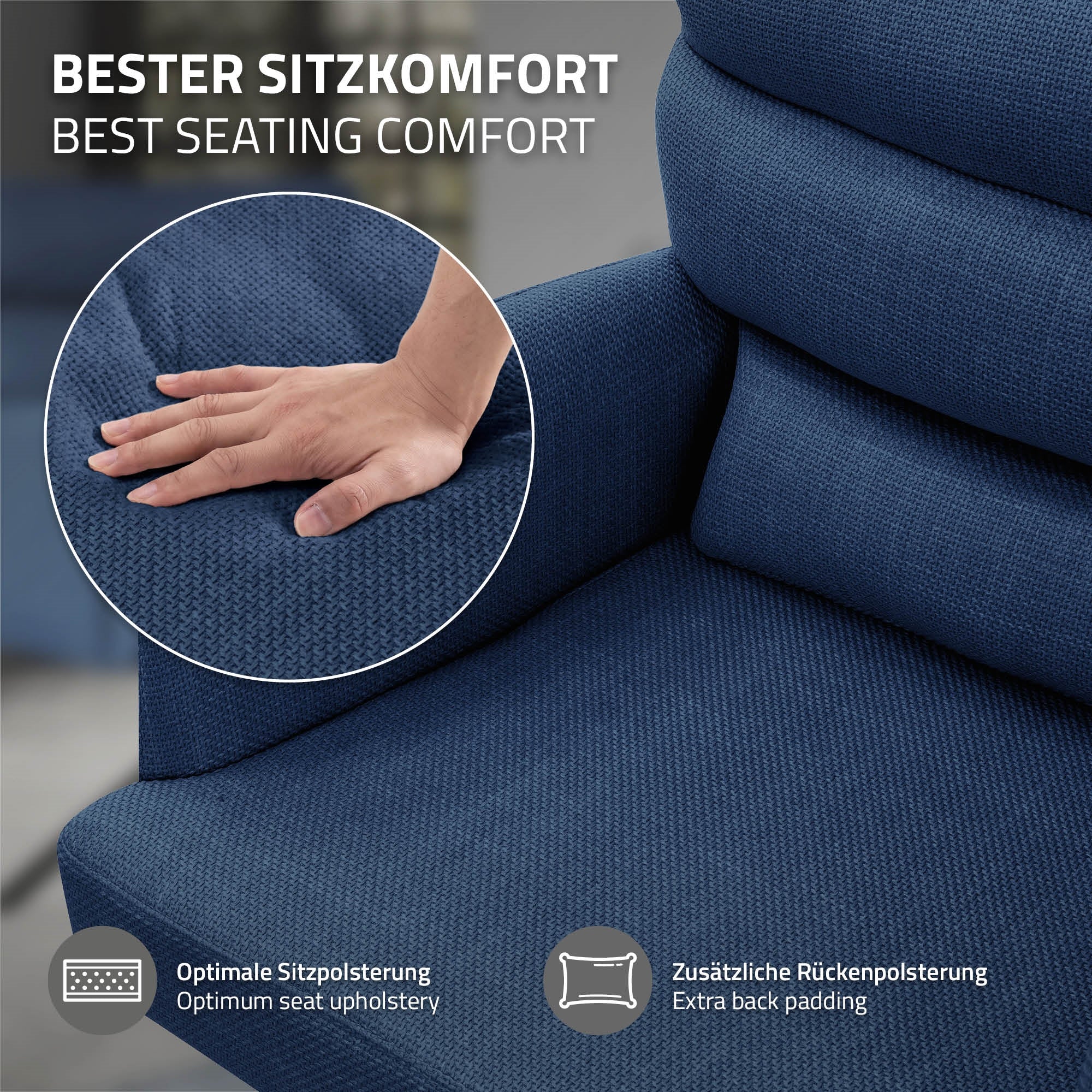 Nahaufnahme einer blauen Polsterung mit Hand, die den Sitzkomfort testet.
