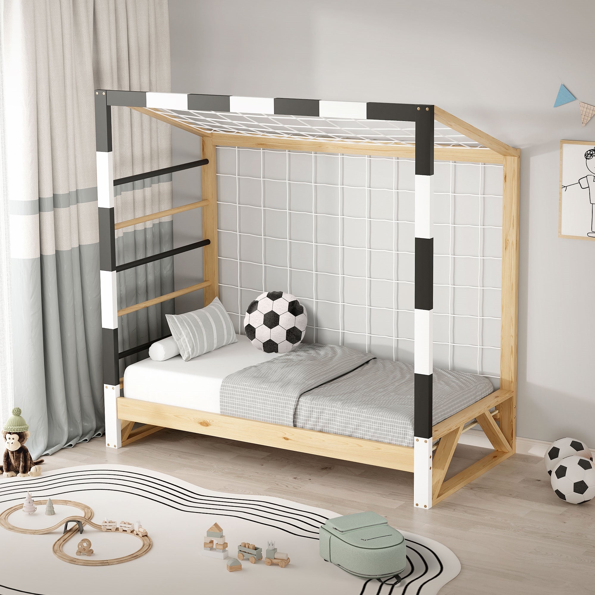 Cama con marco de madera, almohadas, pelotas y juguetes en el suelo.
