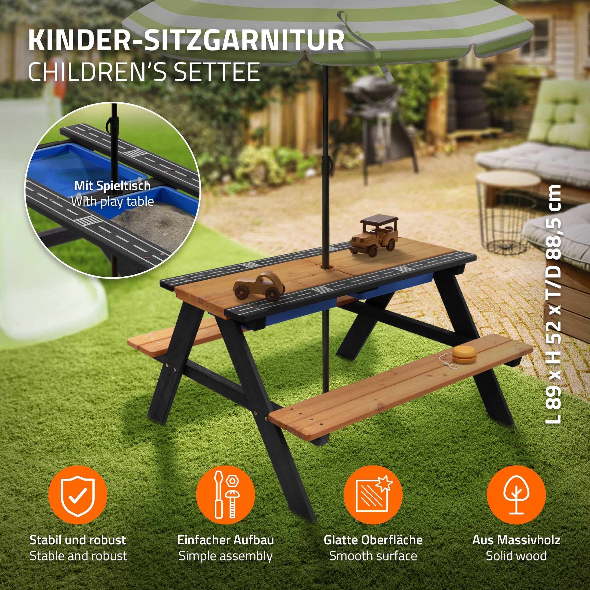 Kindersitzgarnitur mit Tisch und Sonnenschirm im Freien.