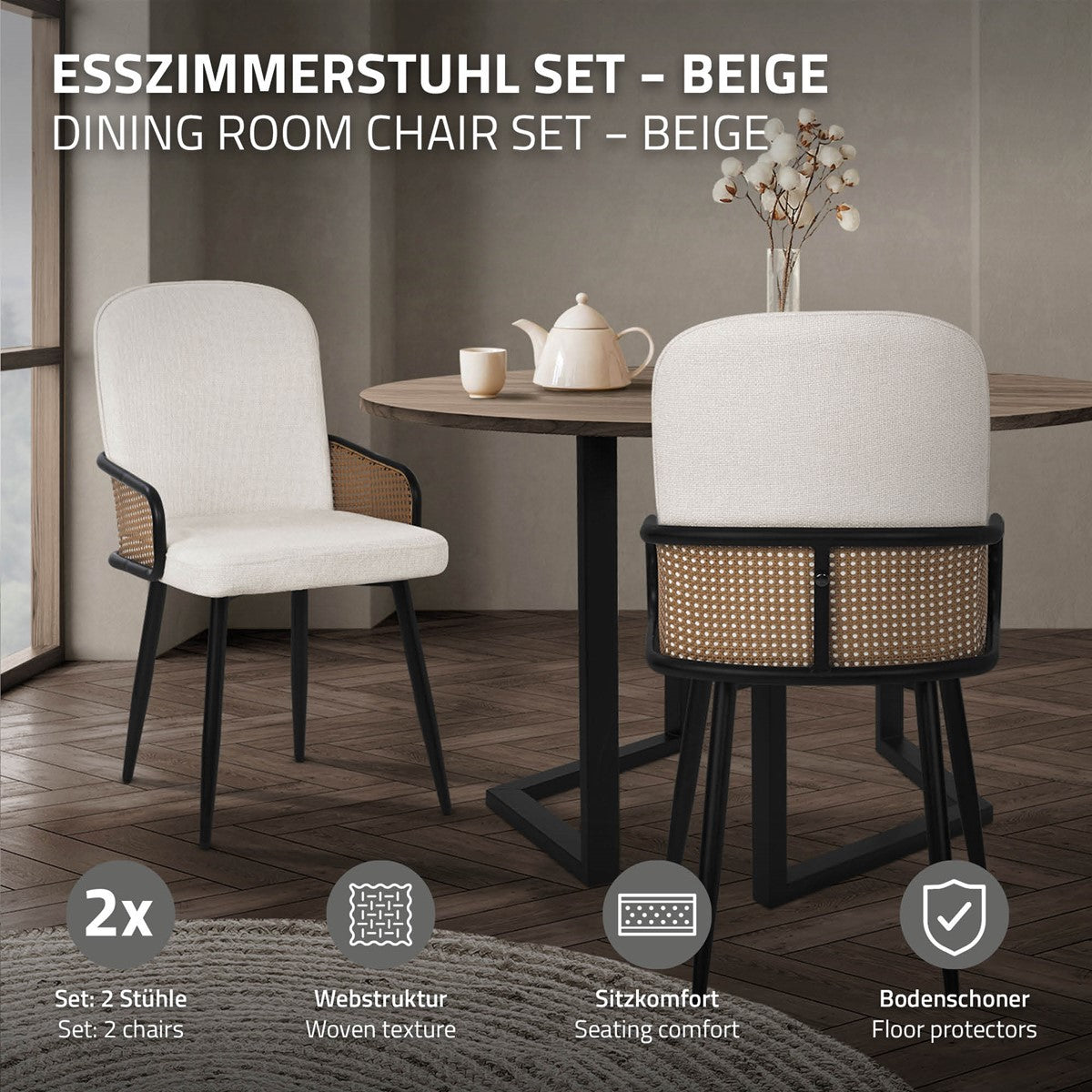 Bézs étkezőszék egy asztalon álló teáskanna mellett.