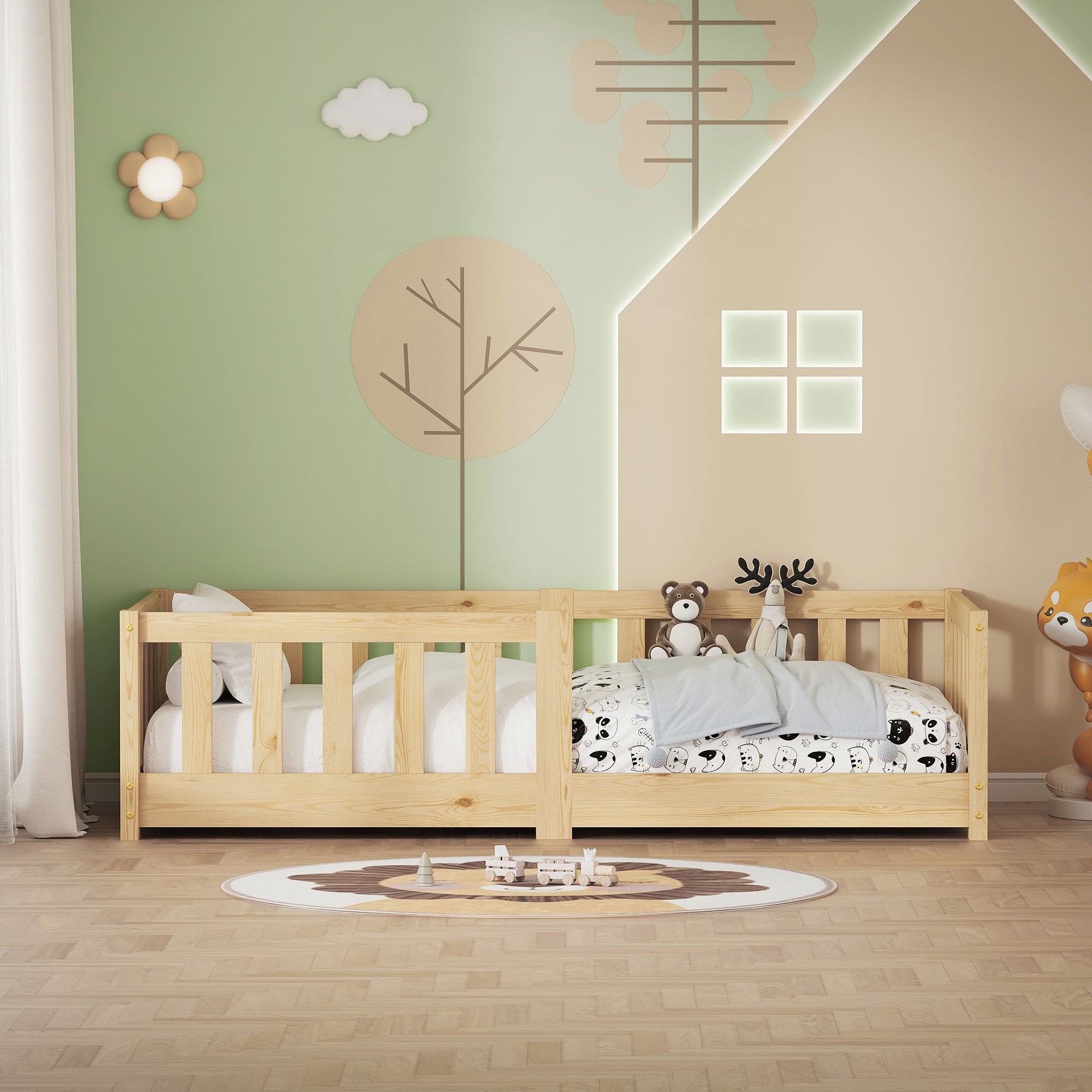 Kinderzimmer mit Holzbett, Spielzeug und Wanddekoration.