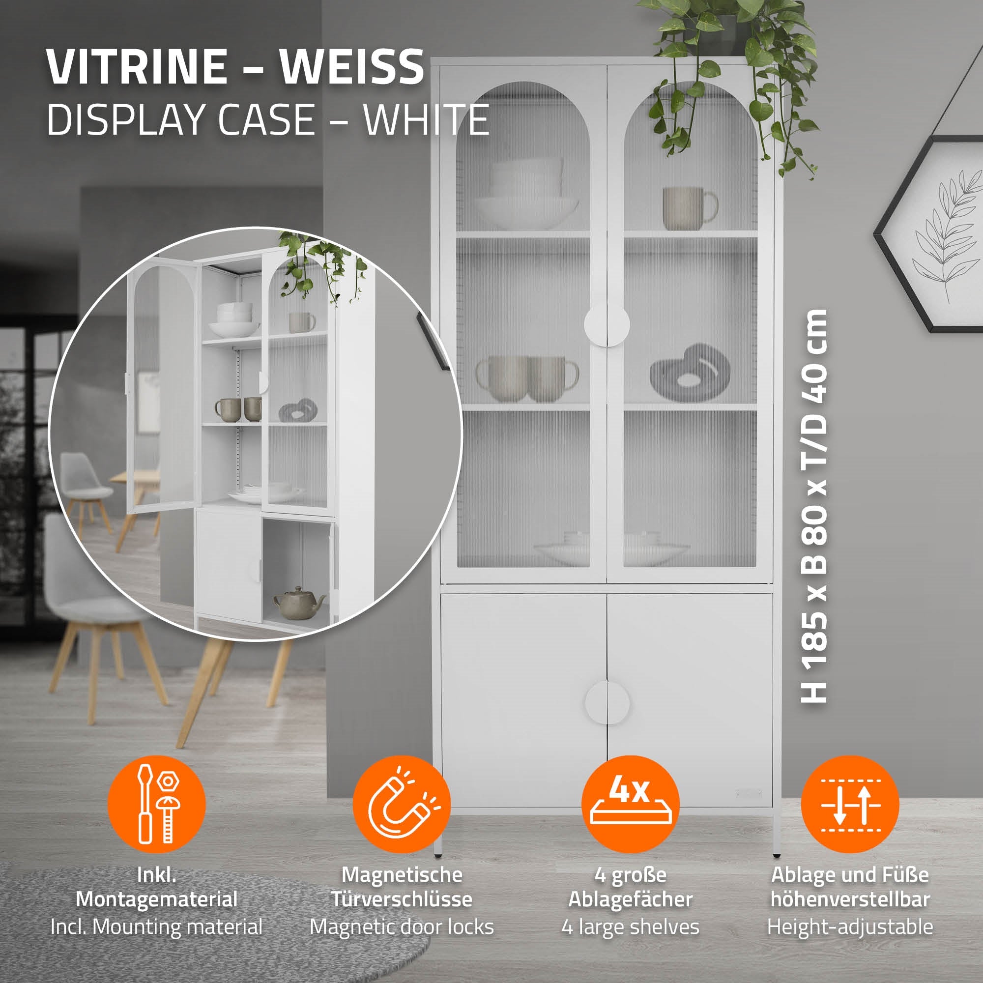 Ein weißer Vitrinenschrank mit Glastüren und höhenverstellbaren Ablagen.