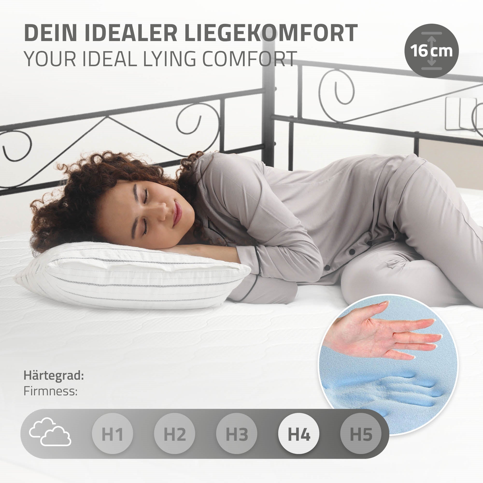 Persoon ligt op een matras met kussen, toont ligcomfort.