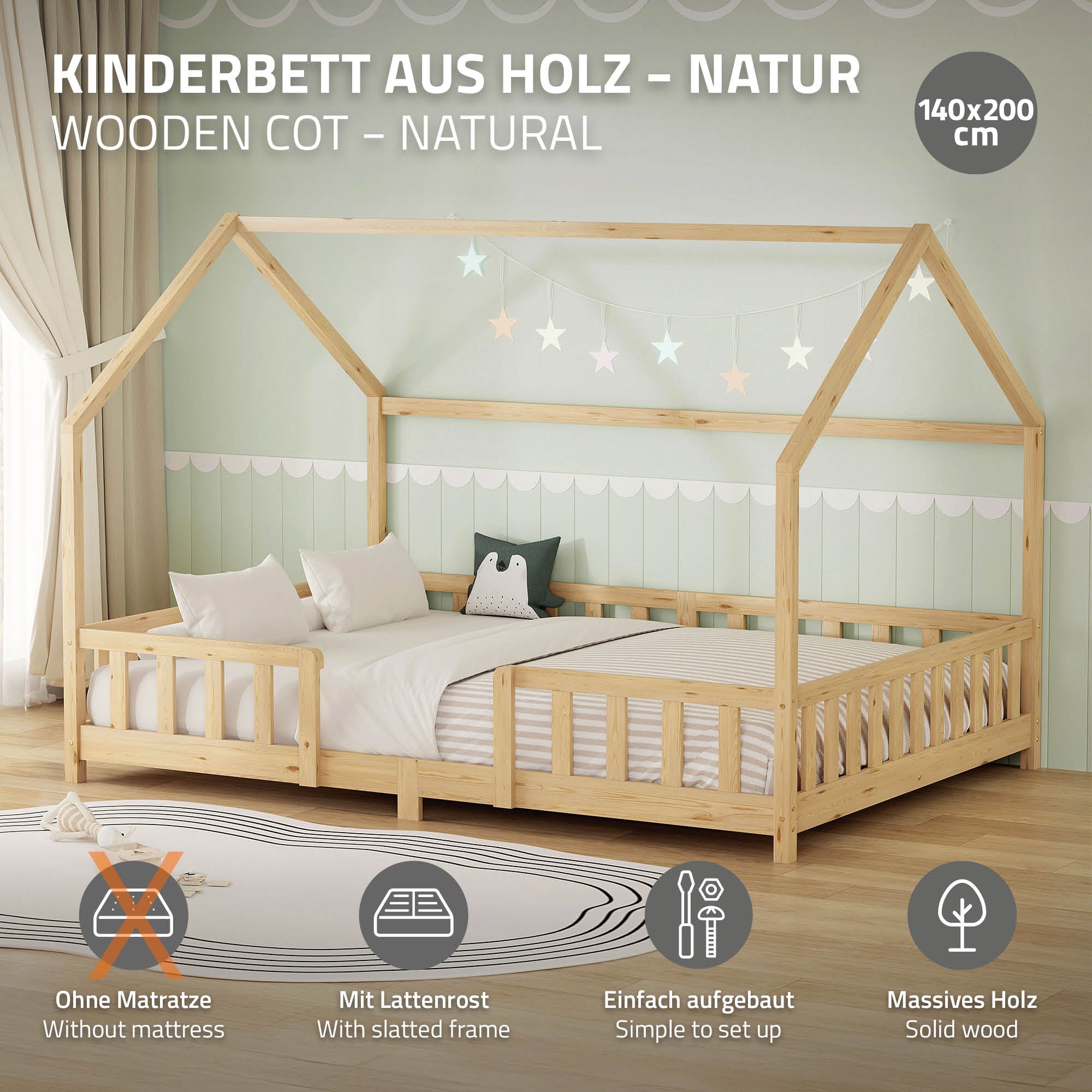 Holz-Kinderbett in Naturfarbe, mit Lattenrost und ohne Matratze.