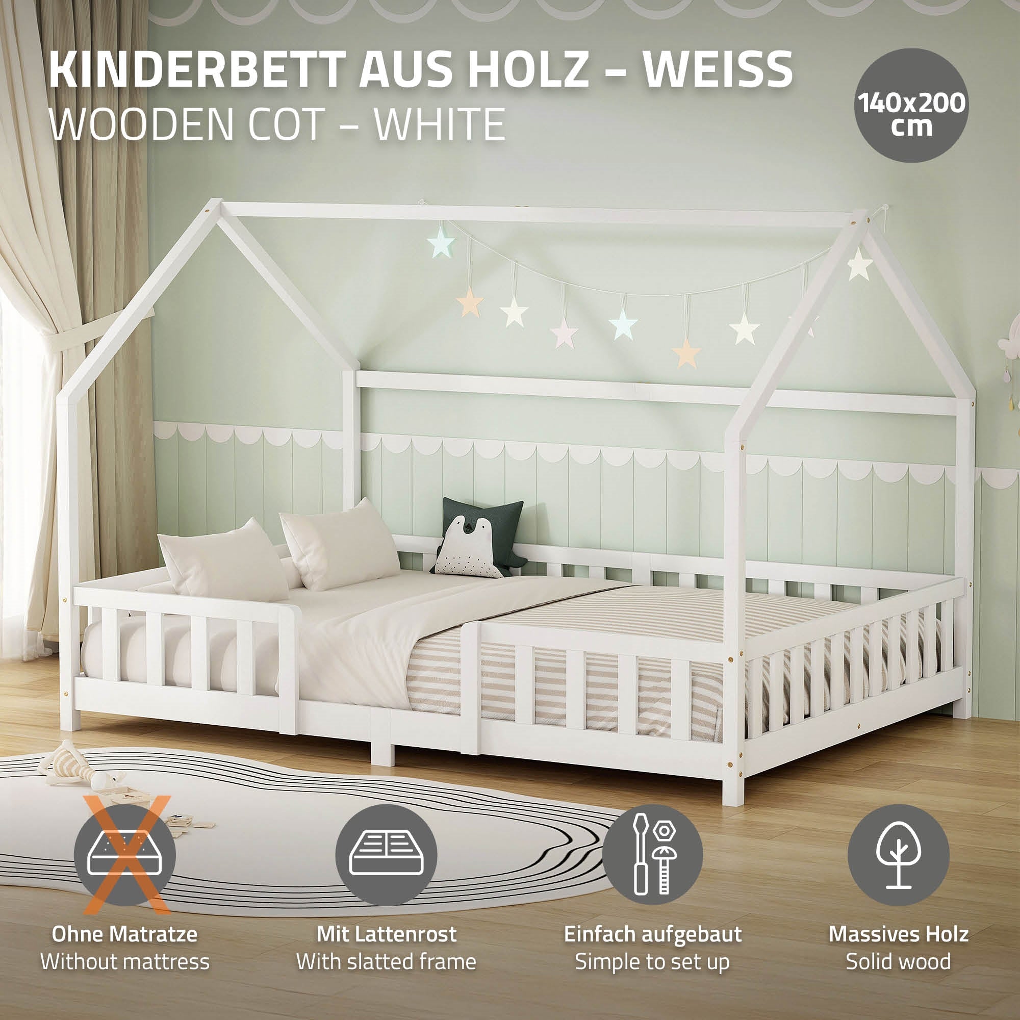 Weißes Kinderbett aus Holz mit Dach und Sternenlichtern im Hintergrund.