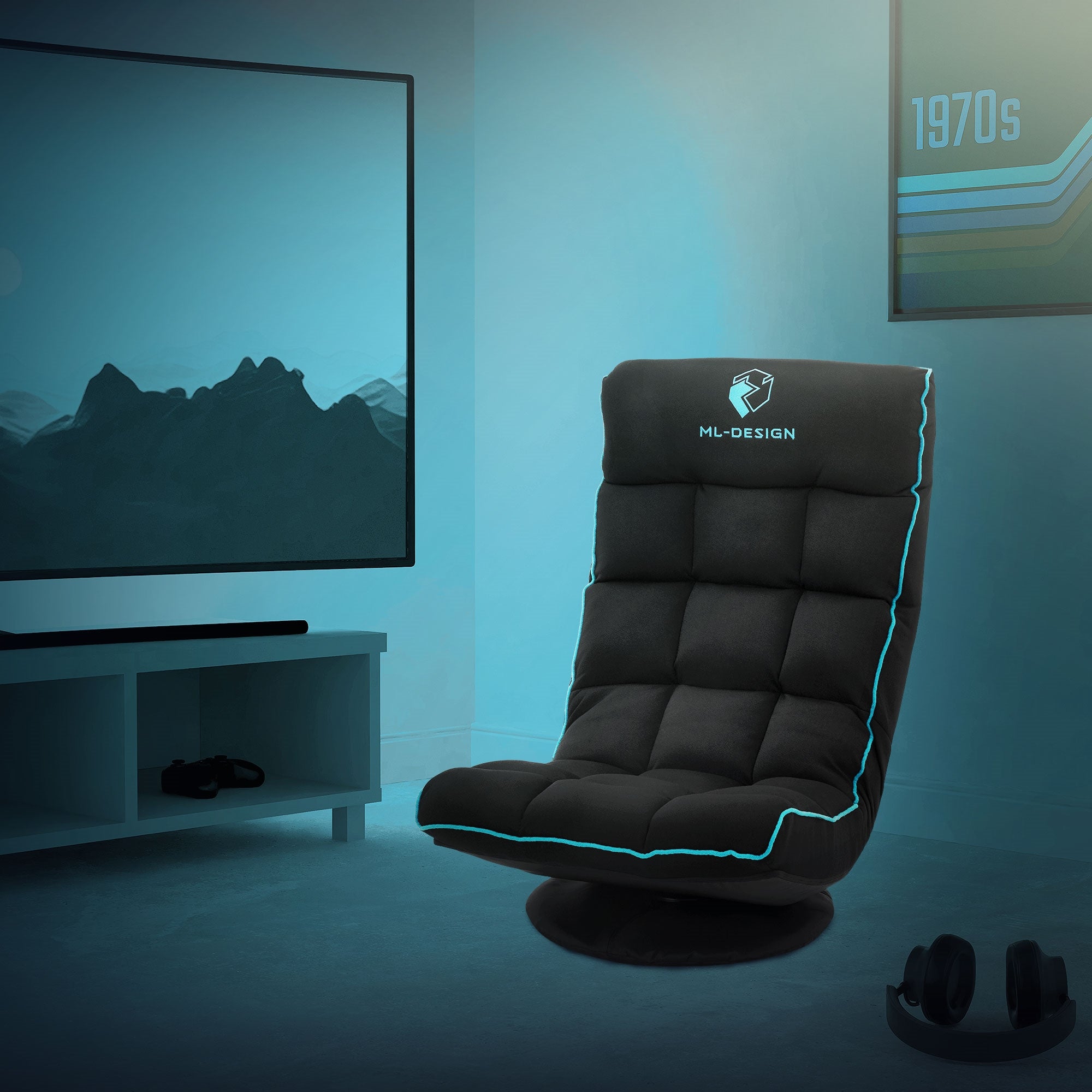 Sedia da gaming davanti a un televisore in una stanza moderna.
