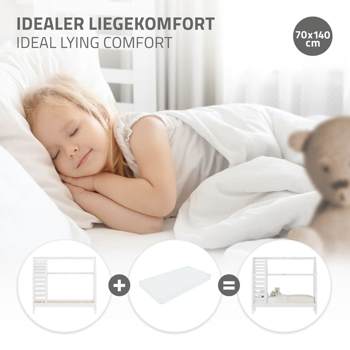 Ein schlafendes Kind auf einem Bett mit einem Teddy neben sich.