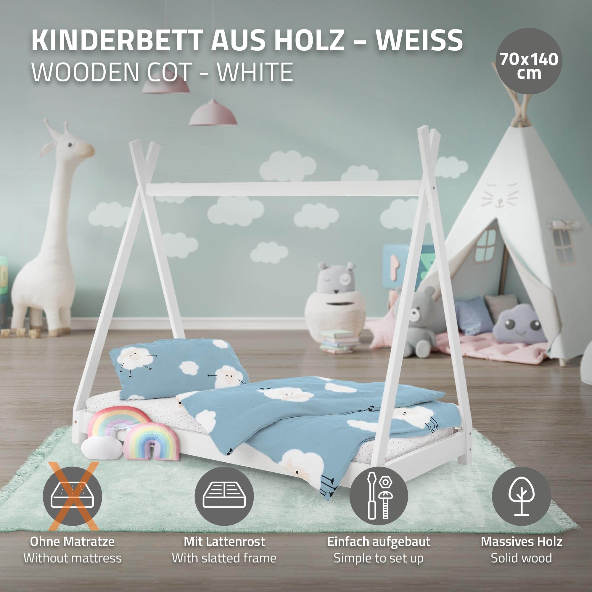 Holz-Kinderbett in weiß mit Matratze und Laken.