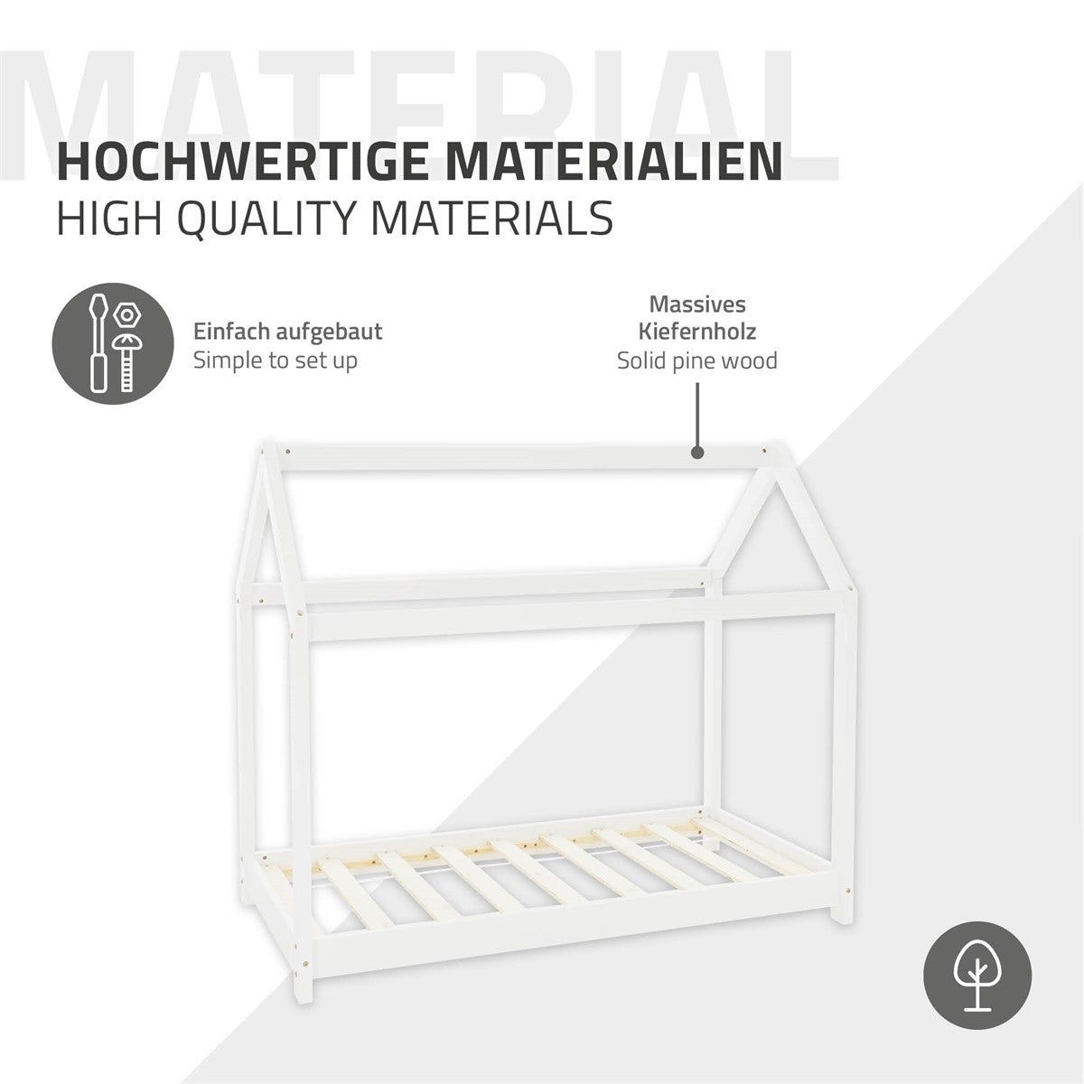 Bettgestell in Hausform aus massivem Kiefernholz, frontal aufgenommen.