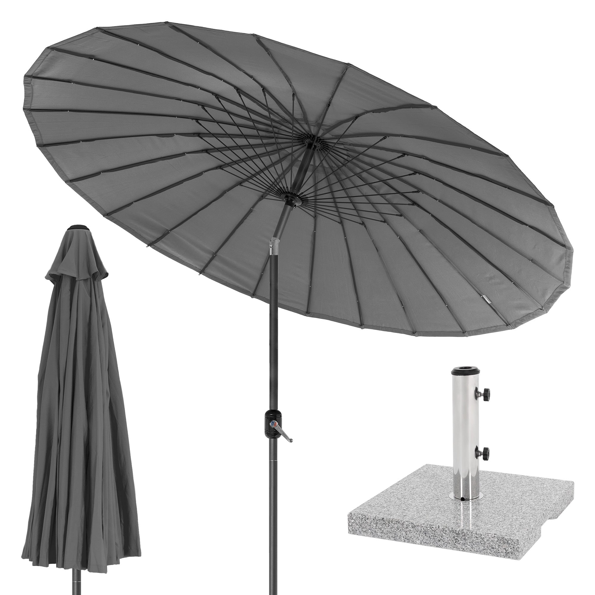 Parasol gris avec pied et parasol replié.