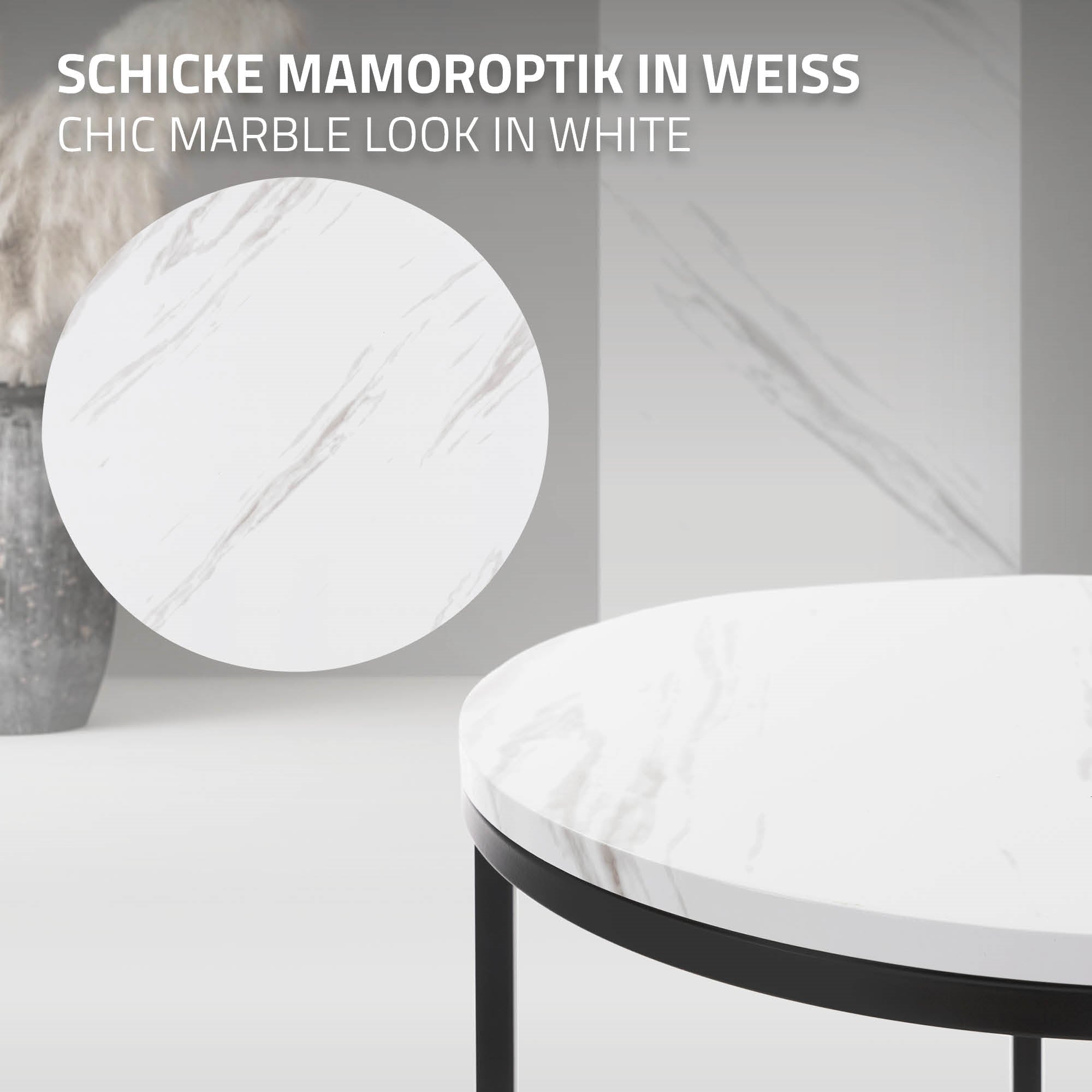 Nahaufnahme einer weißen Marmorplatte auf einem Tisch.