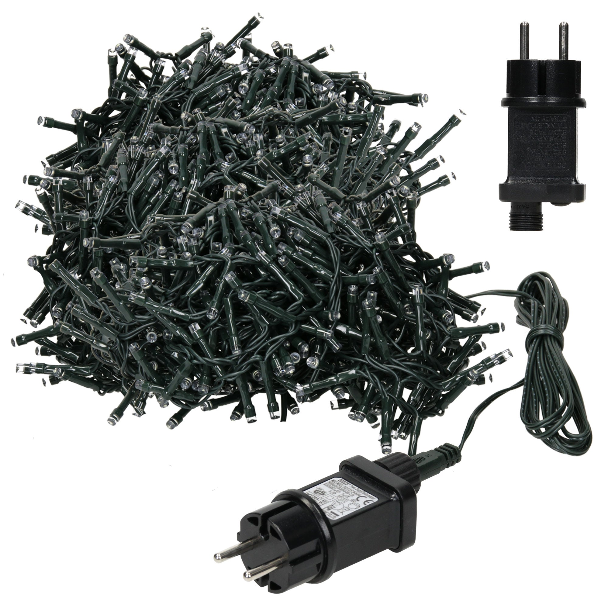 Ein Haufen von Lichtern mit Stecker, in grüner Schnur angeordnet.
