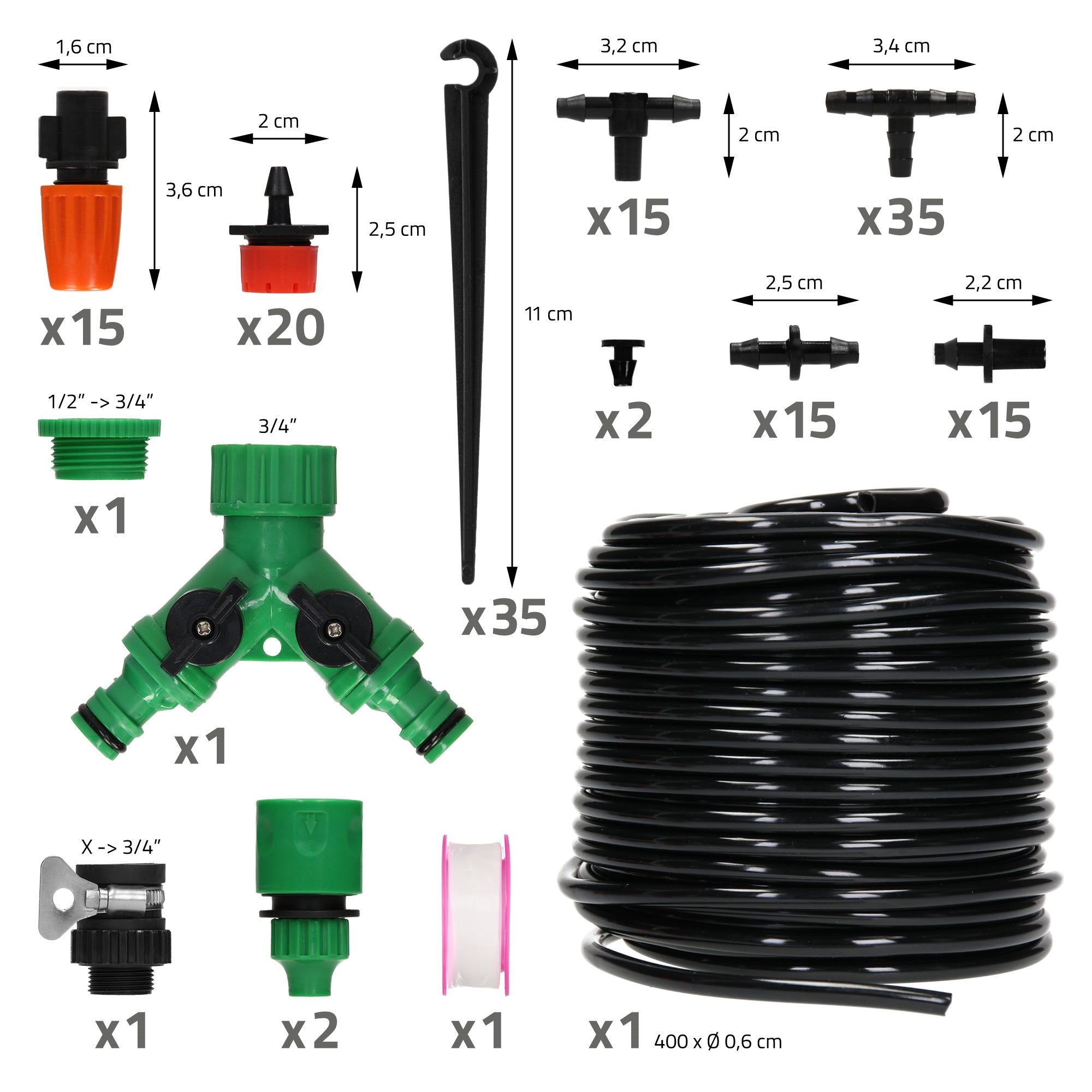 Vari accessori per irrigazione da giardino su sfondo bianco.