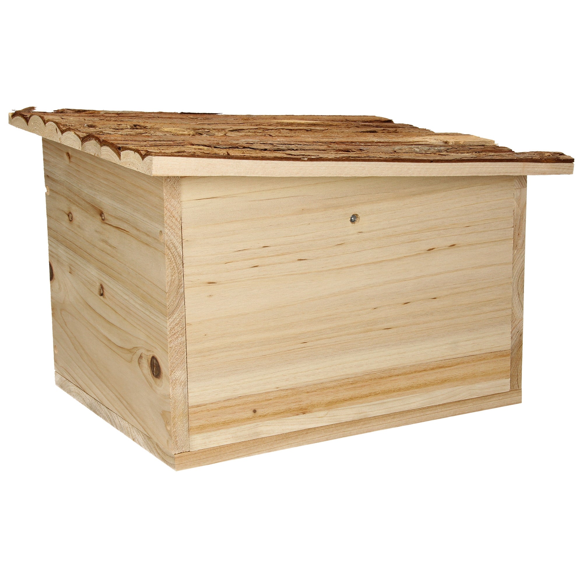 Holzkiste mit einem schrägen Dach und einer glatten Oberfläche.