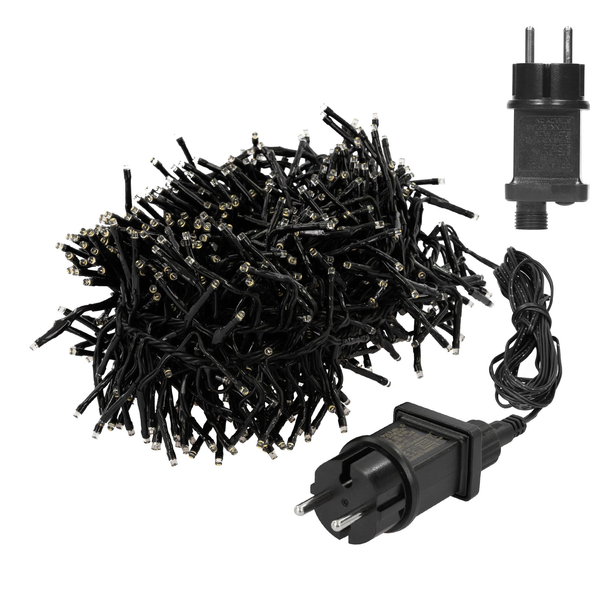 Ein Haufen schwarzer Lichterketten mit Stecker und Adapter.
