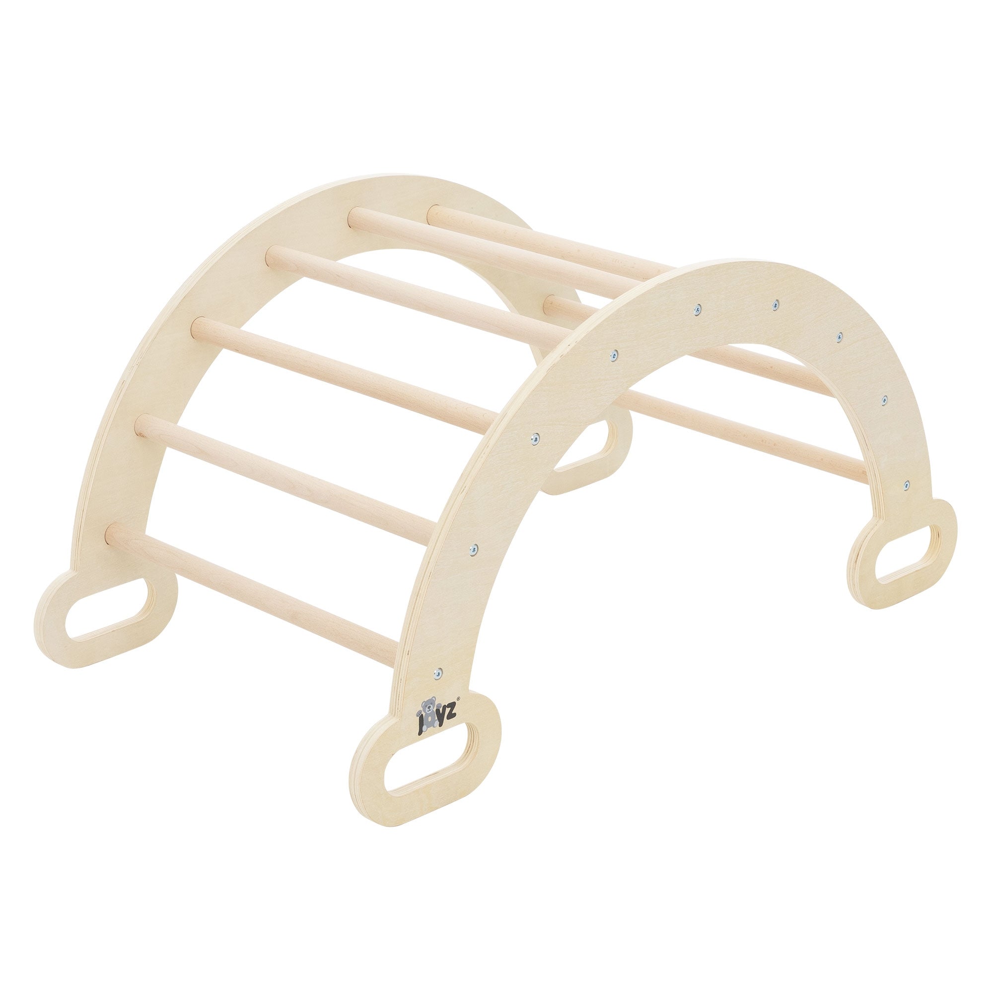 Ein Holzspielgerät in Form eines Bogens mit mehreren Sprossen.