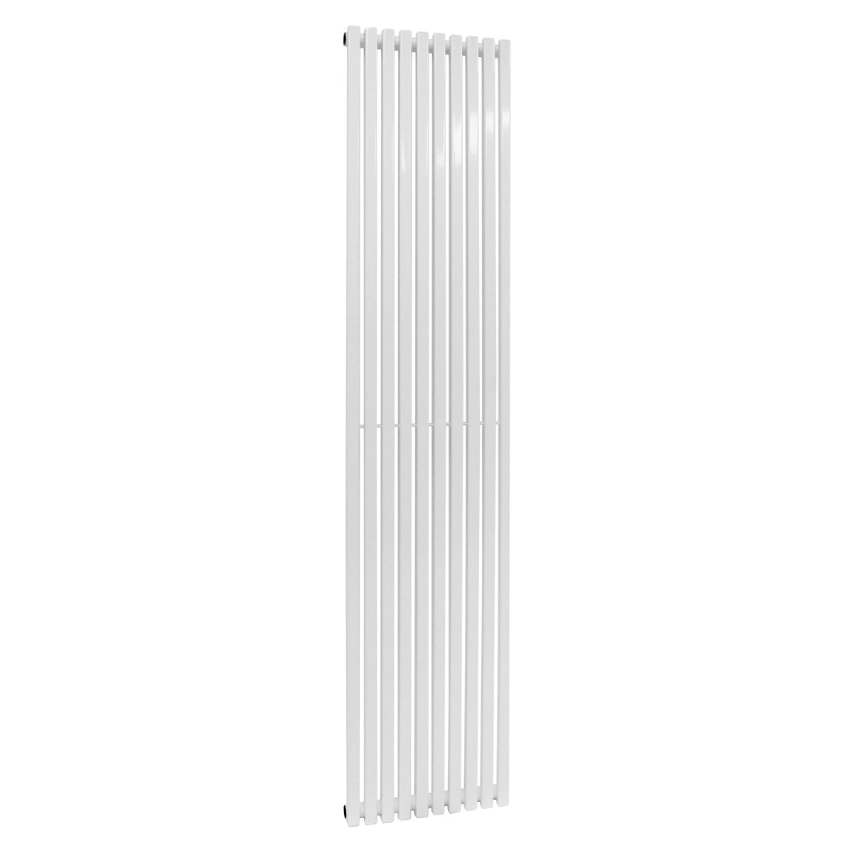 Hoge, smalle, witte radiator aan een muur.