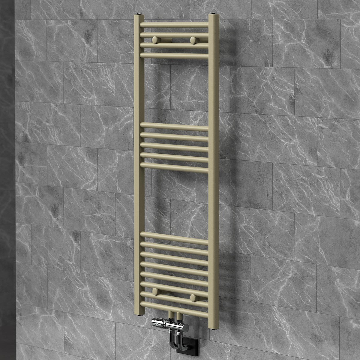Beige Handtuchheizkörper an einer grauen Wand.