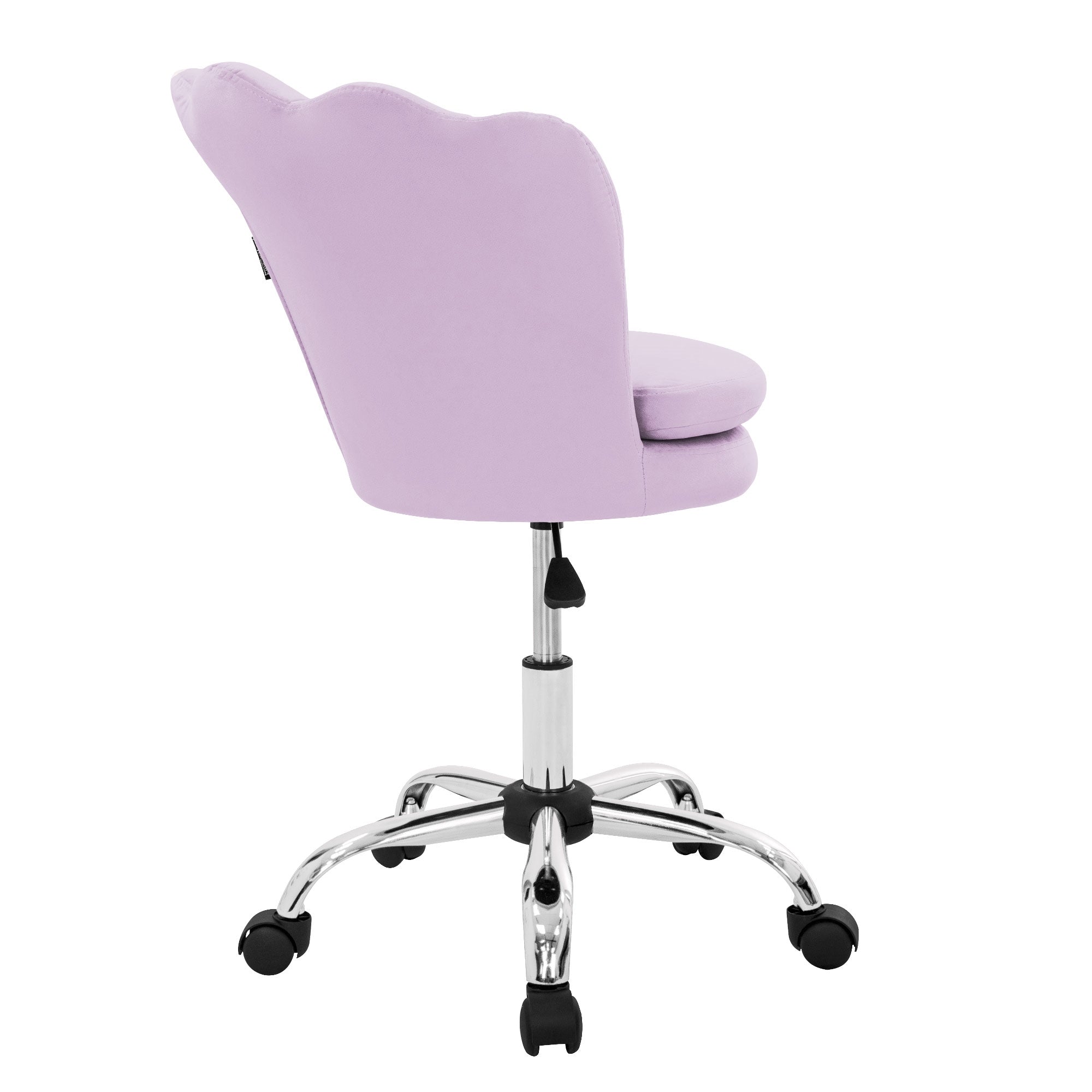 Vista posteriore di una sedia da ufficio viola con ruote.