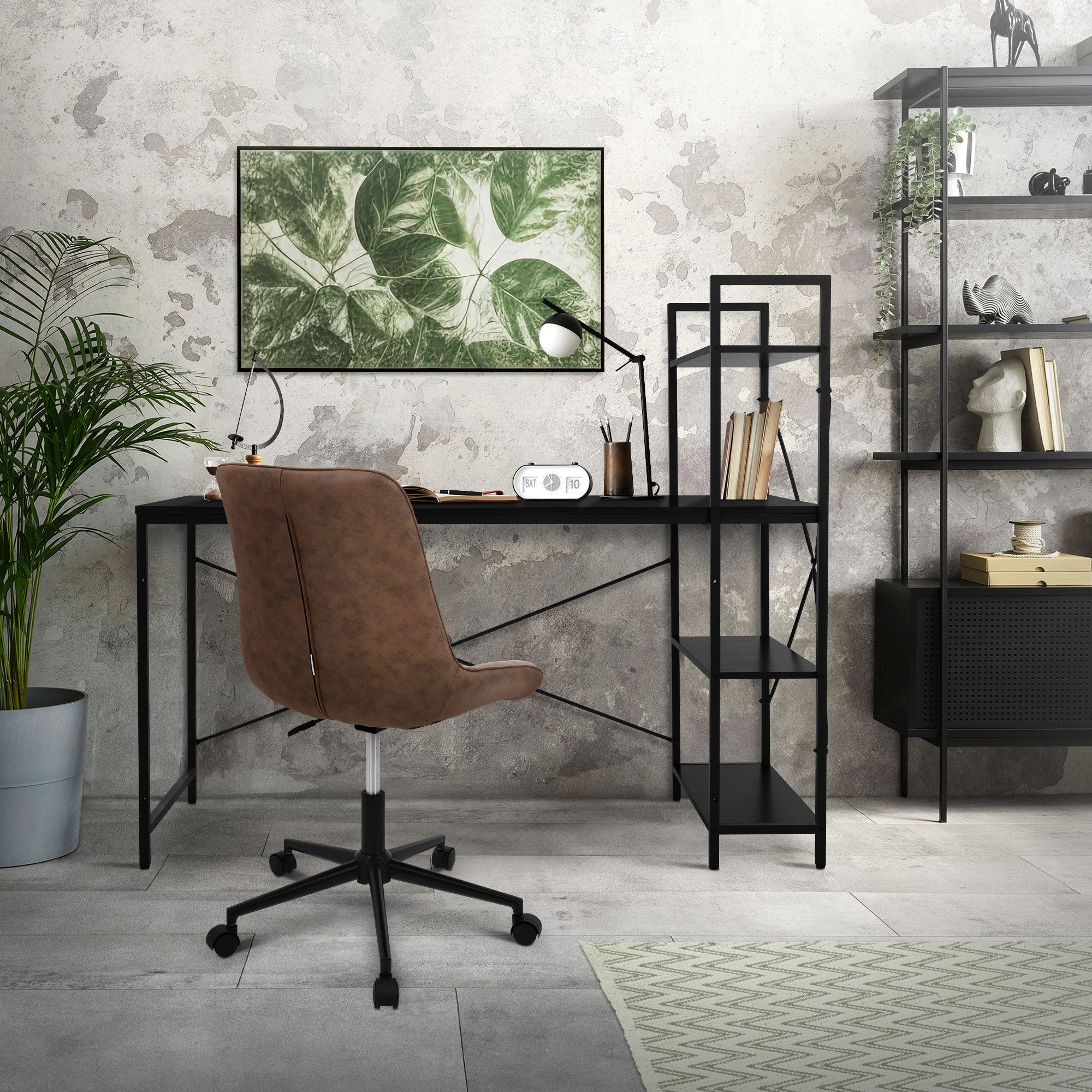 Un espace de travail moderne avec un bureau, une chaise et des plantes dans une pièce.