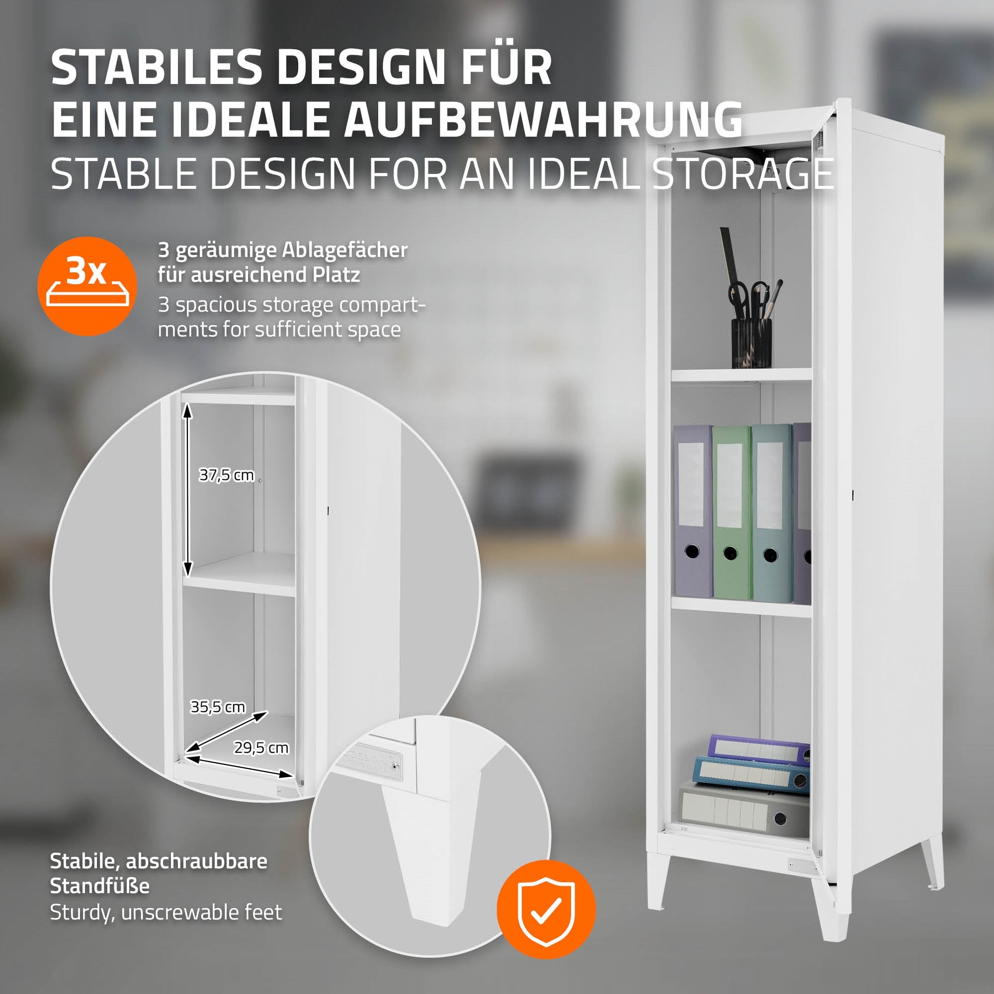 Weißer, schmaler Schrank mit drei Regalen und stabilen Füßen.