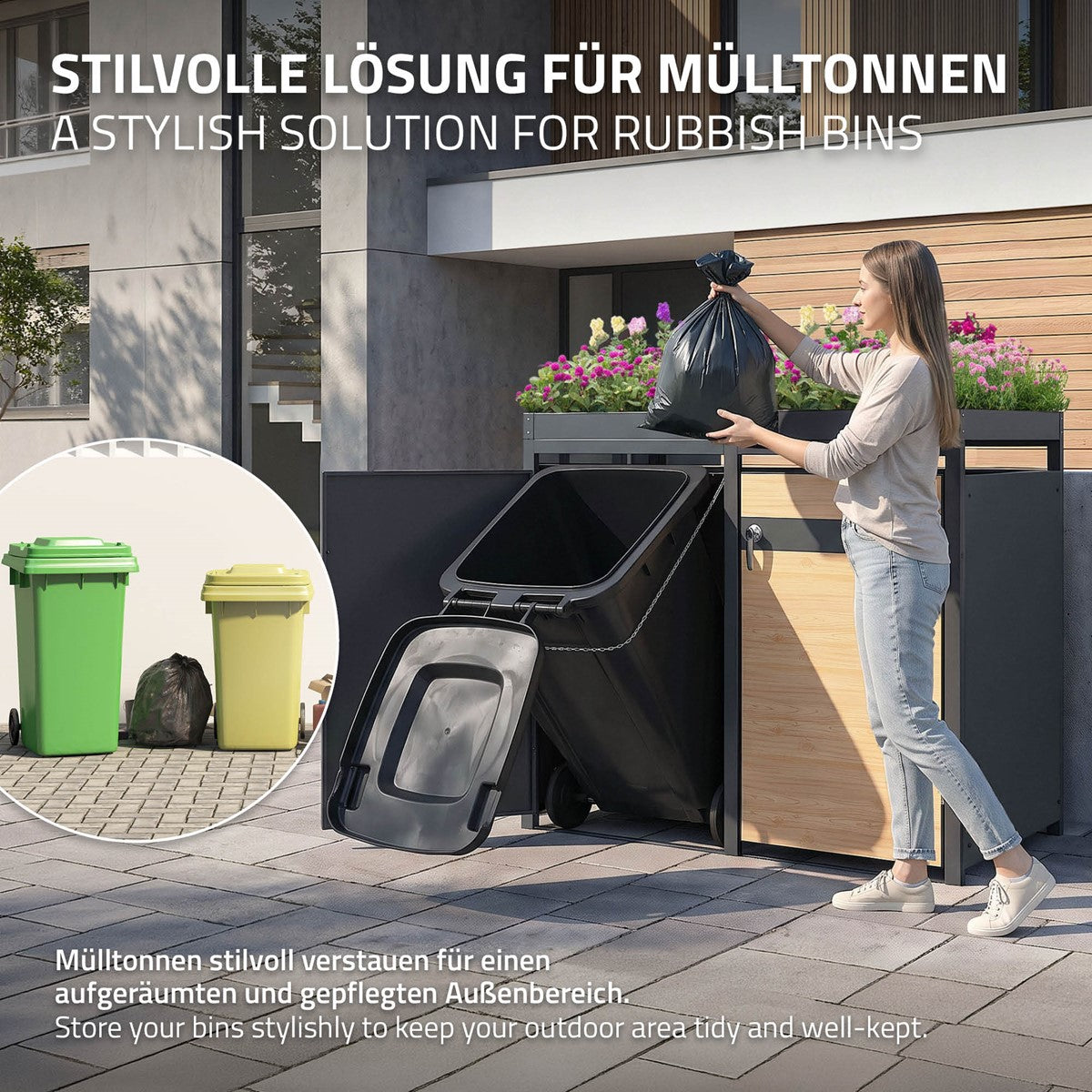 Frau stellt Müllsack in eine Mülltonnenbox im Außenbereich.