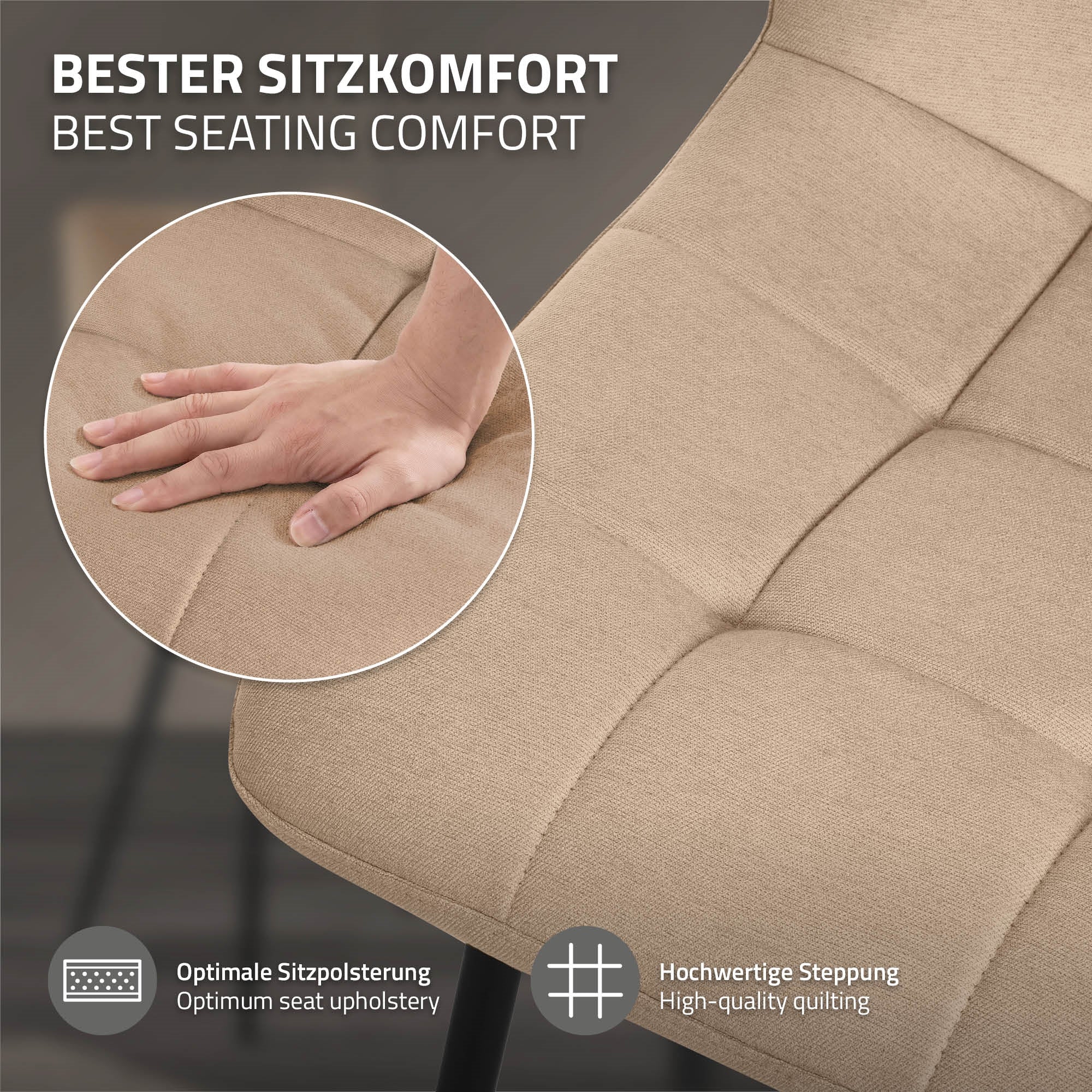 Nahaufnahme einer beigen Stuhlpolsterung mit Hand darauf.