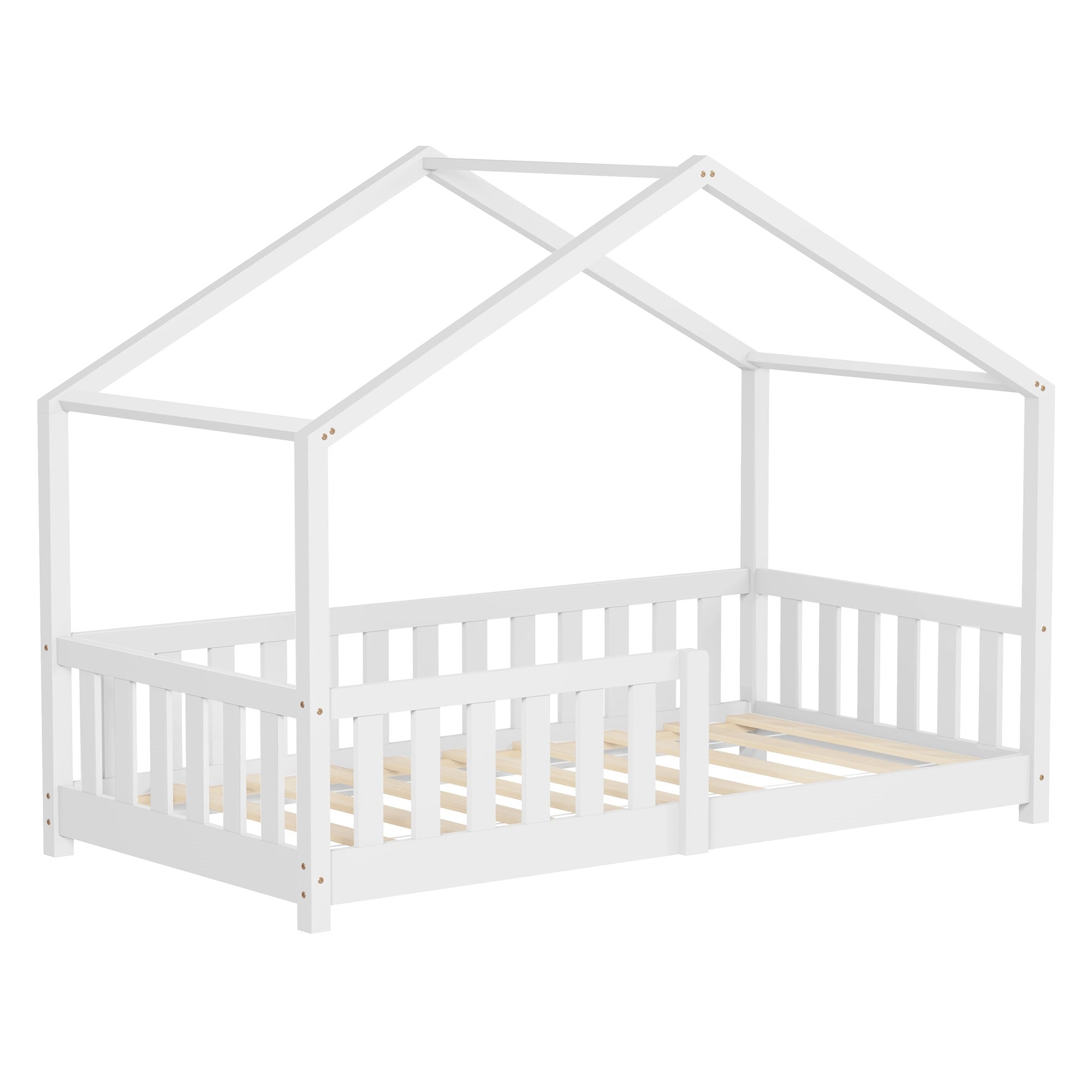 Weißes Kinderbett in Hausform ohne Matratze, mit Holzlatten.