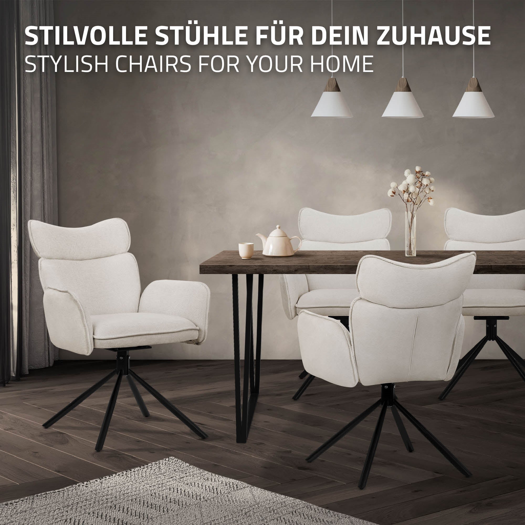 Helle Esszimmerstühle um einen Tisch in einem stilvollen Raum mit Pendelleuchten.