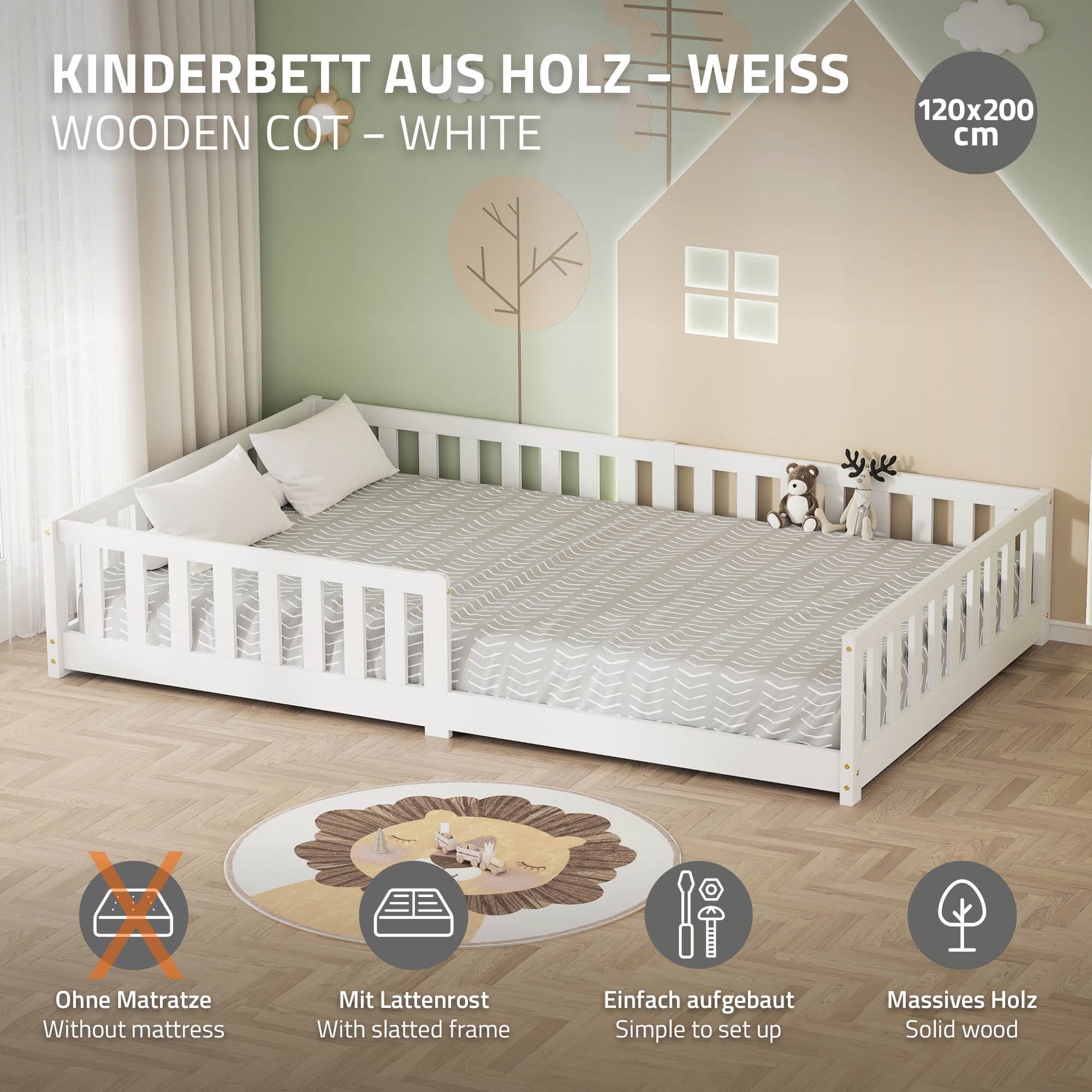 Weißes Kinderbett aus Holz mit Matratze und gestreiftem Bettlaken.