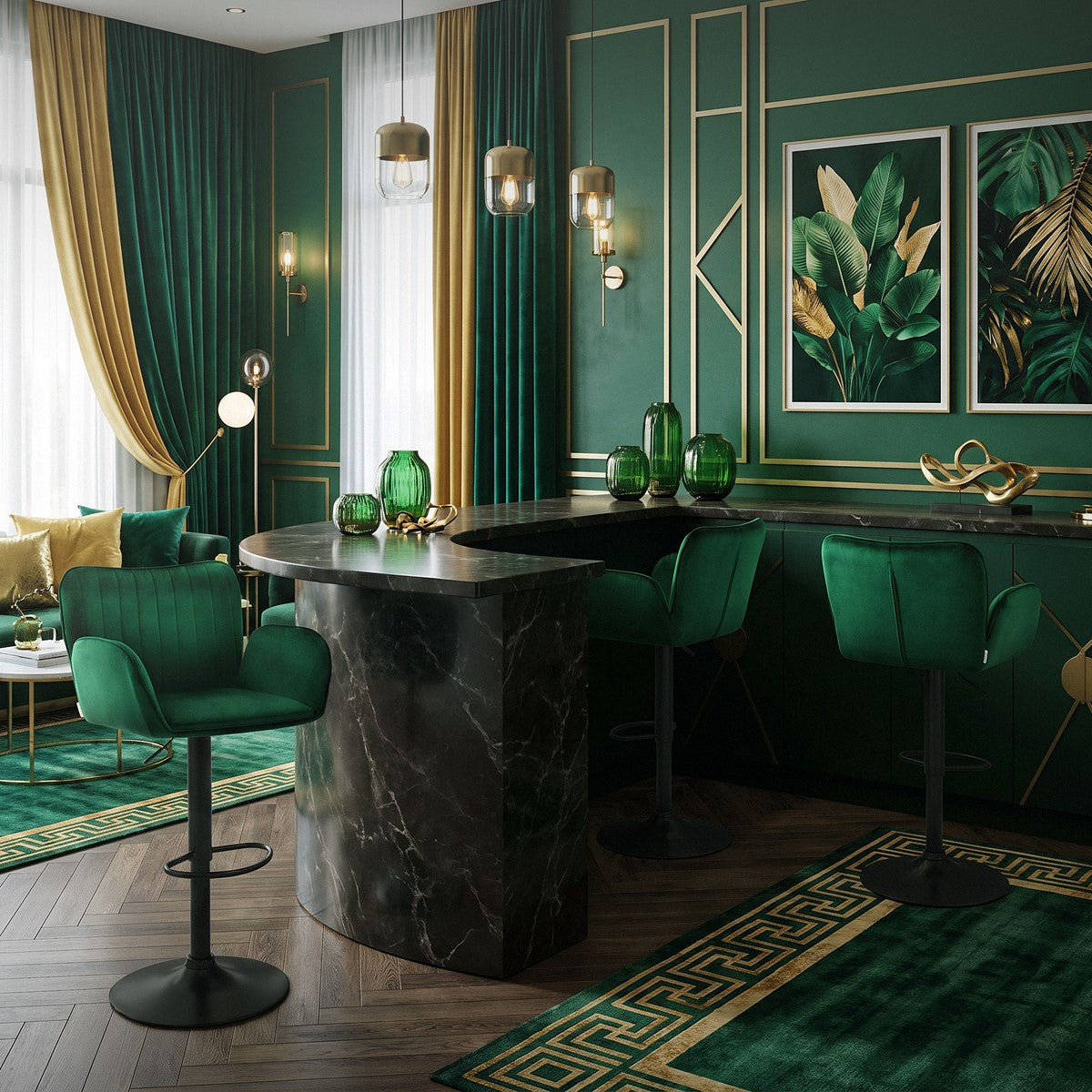 Elegant spiseområde med grønne fløjlsstole, sort marmorbord, gyldne vægdetaljer og plantebilleder.