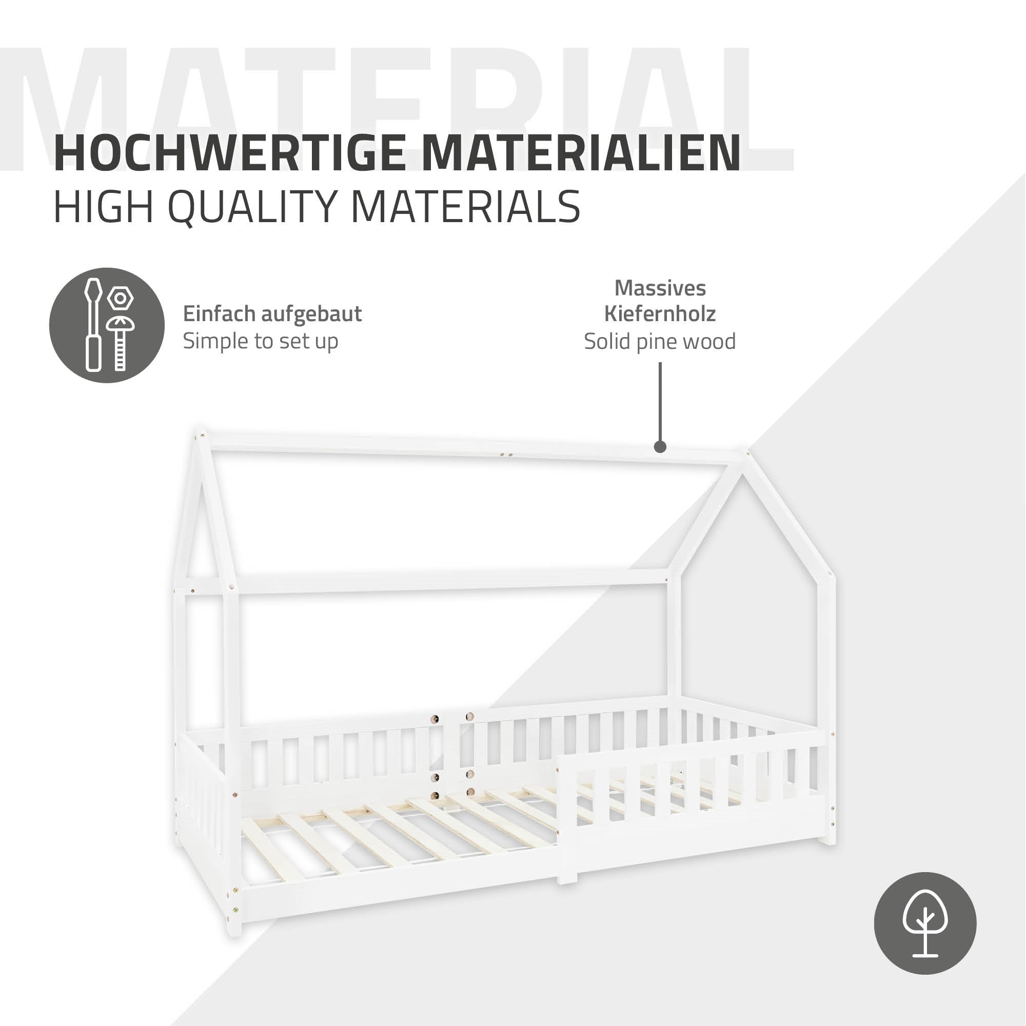 Weißes Kinderbett aus Kiefernholz mit Dachstruktur und Lattenrost.