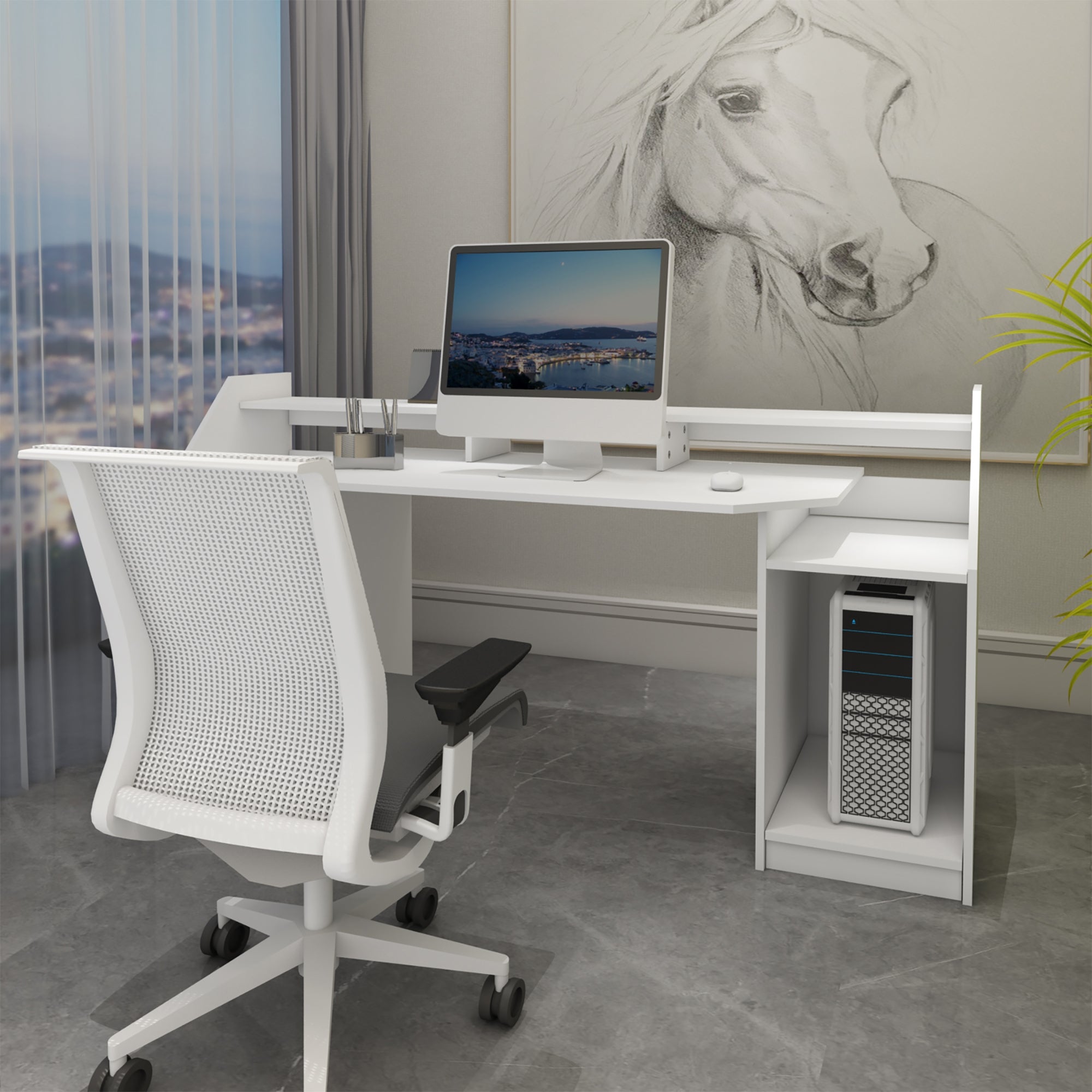 Weißer Schreibtisch mit Computer, Stuhl und einem Bild im Hintergrund.