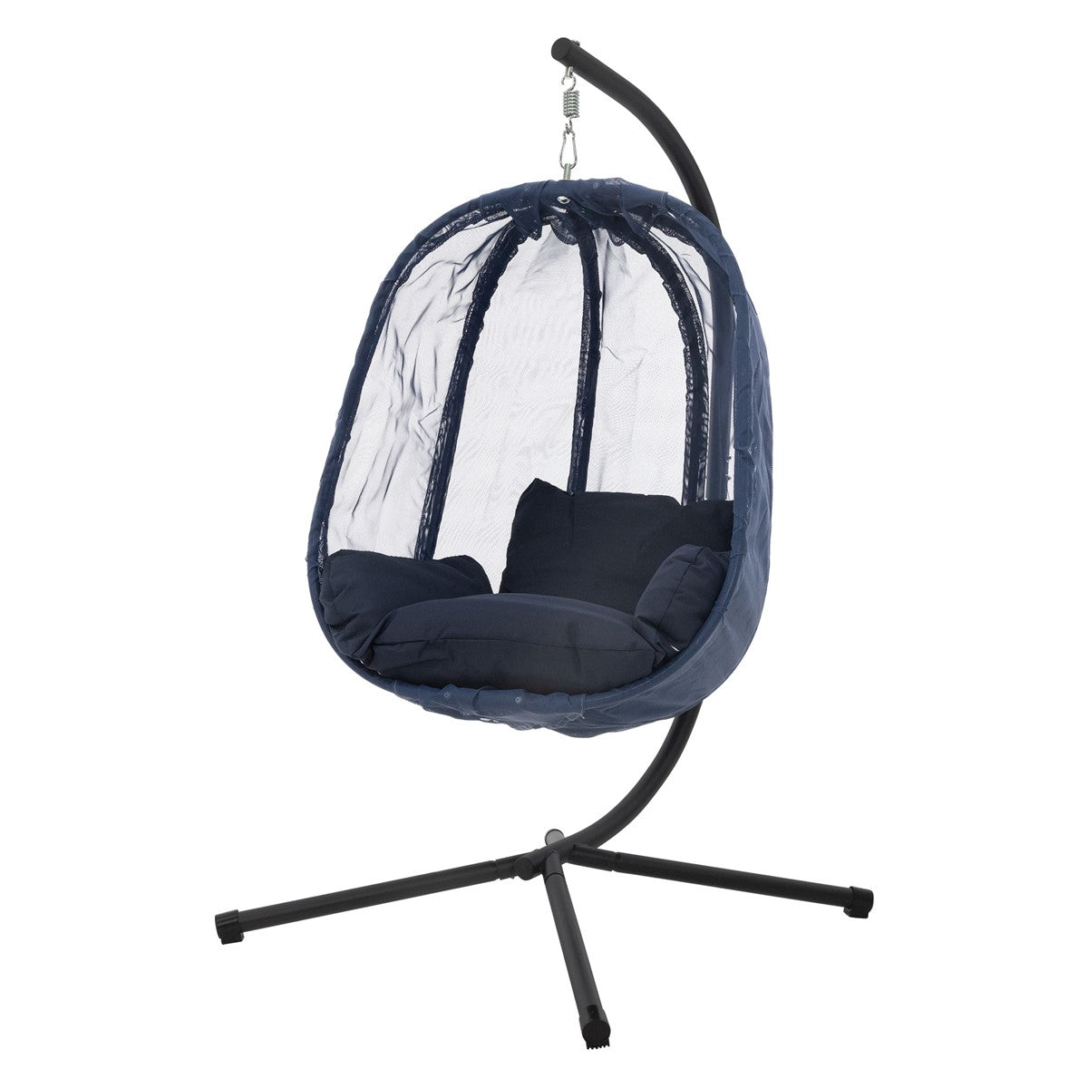 Blauer Hängesessel mit Kissen, hängend an einem Ständer.