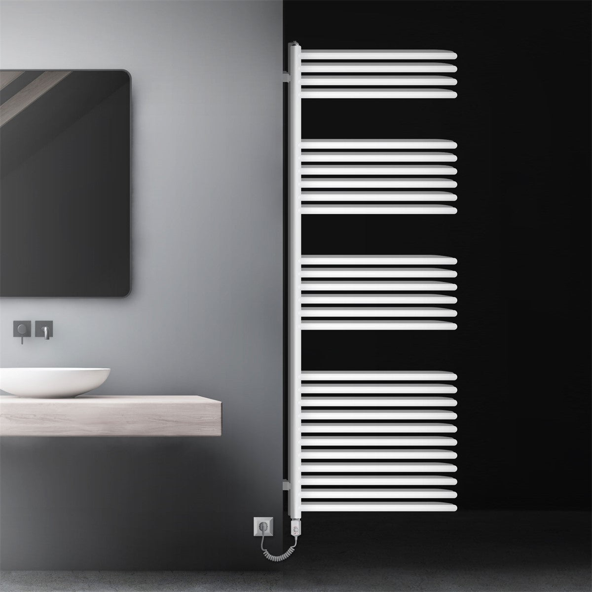 Weißer Elektroheizkörper mit mehreren horizontalen Röhren an einer Wand.