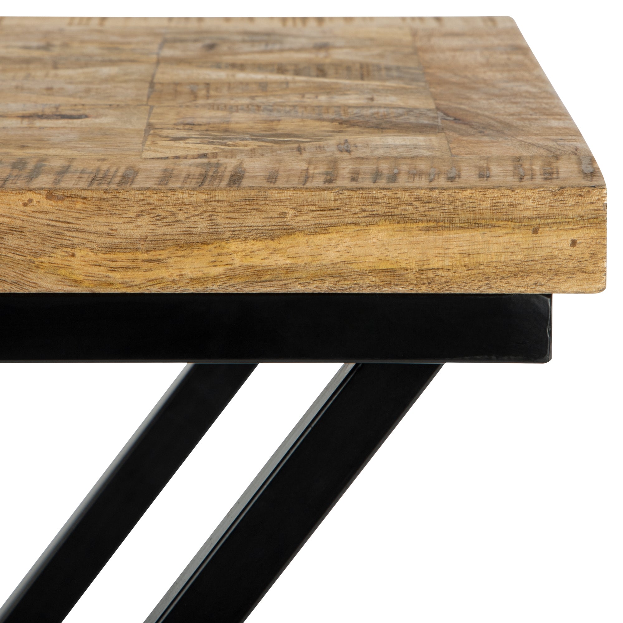 Tavolo in legno con piano quadrato e gambe in metallo nero.
