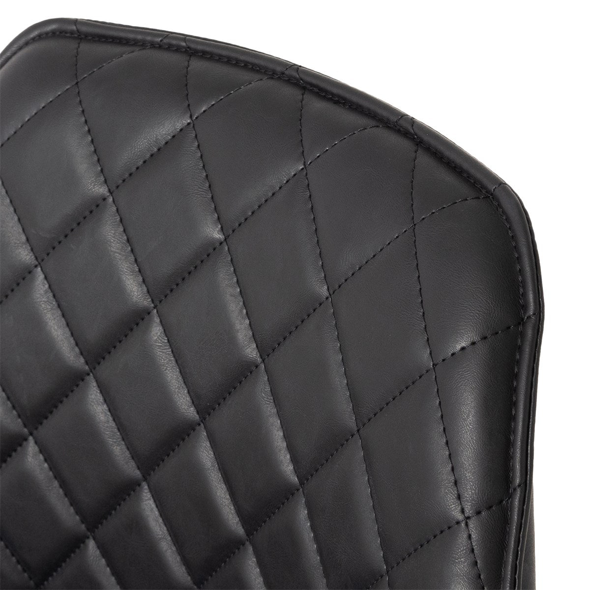 Schwarze, gesteppten Stuhl-Rückenlehne mit rautenförmigem Muster.